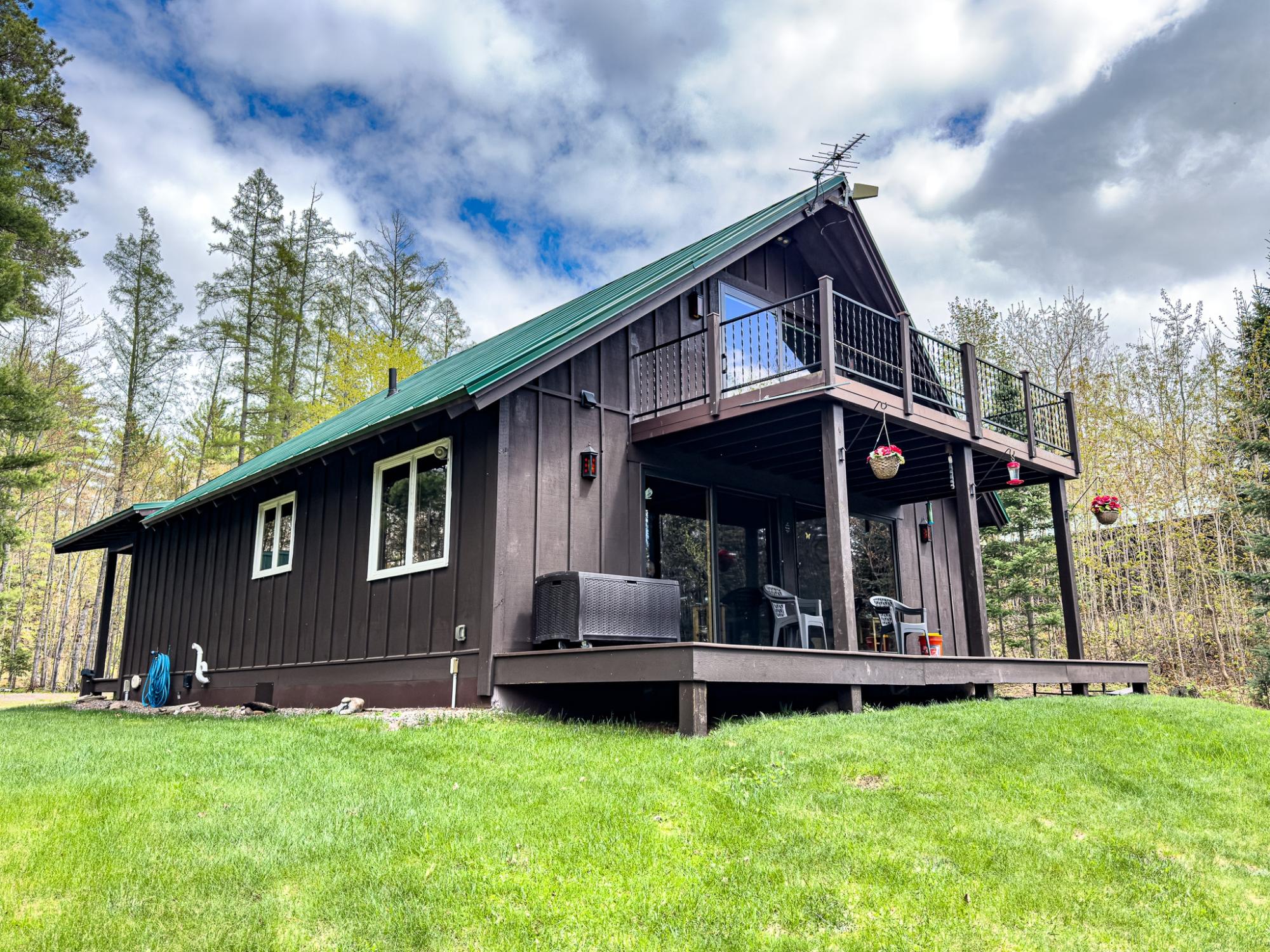 2086W COLLINS RD