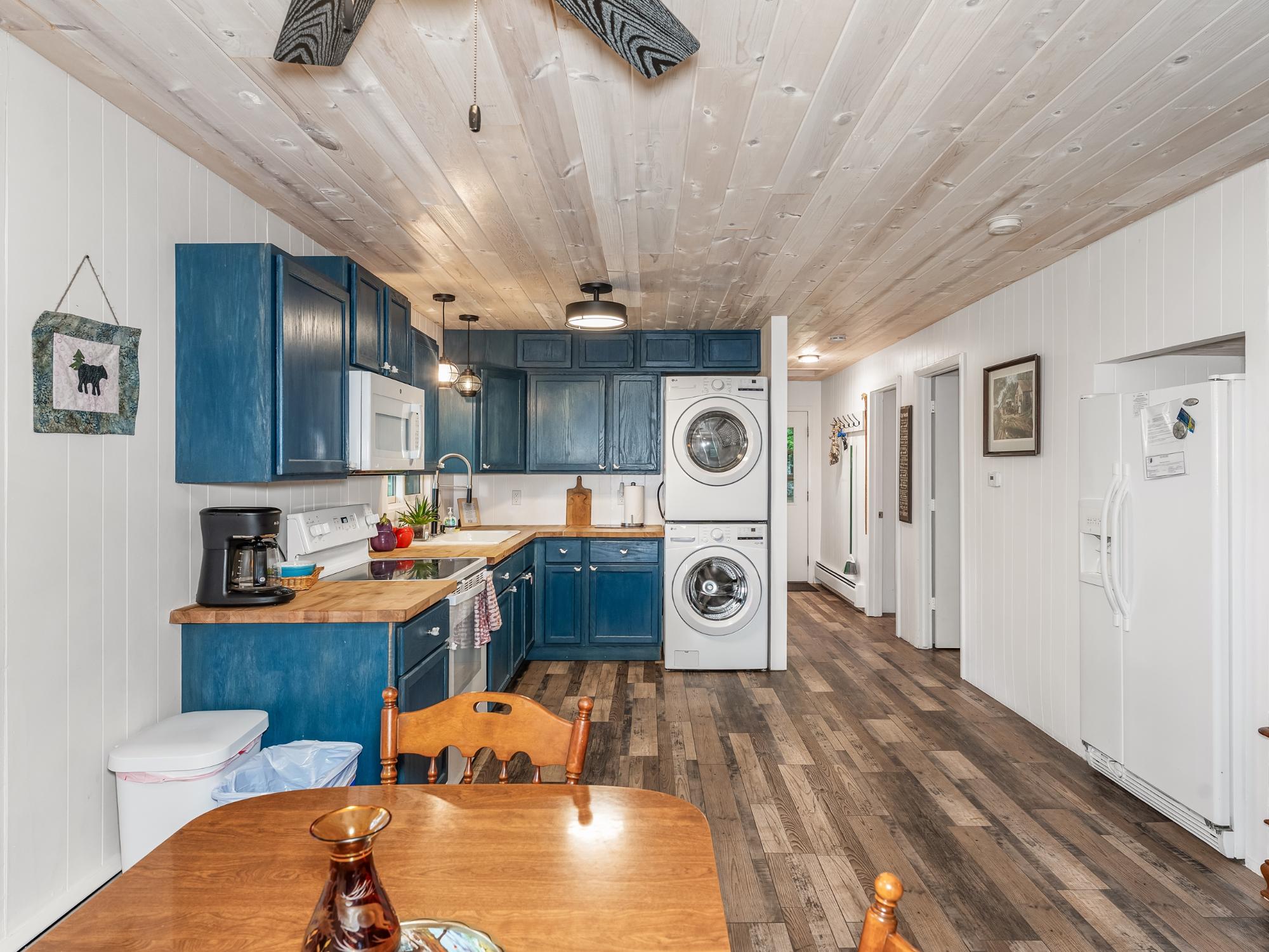 1378 BLUEBIRD LN