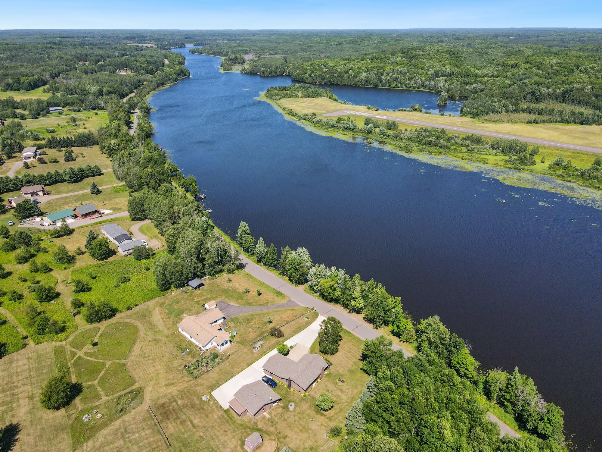 N16203 RIVER RD N