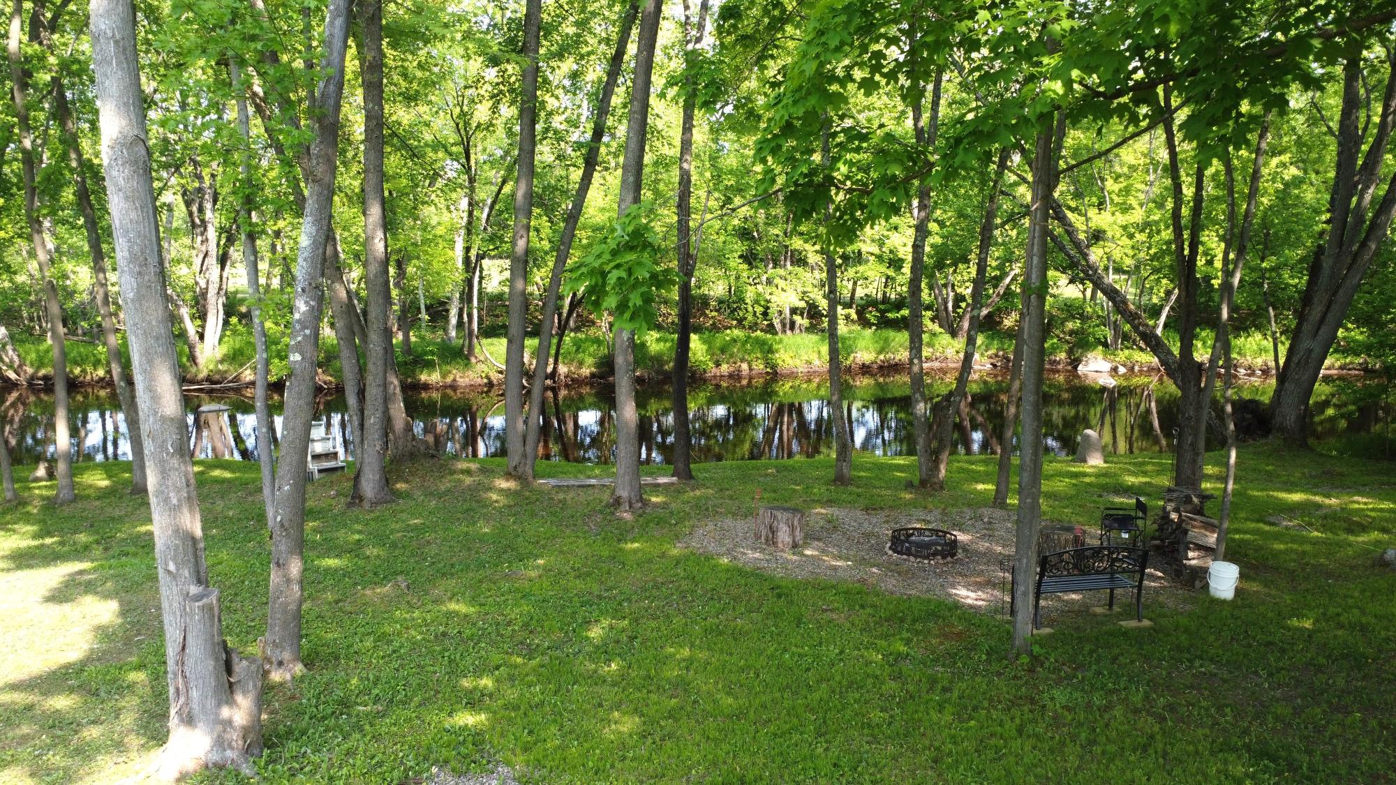 N3061 RIVER TRACE DR