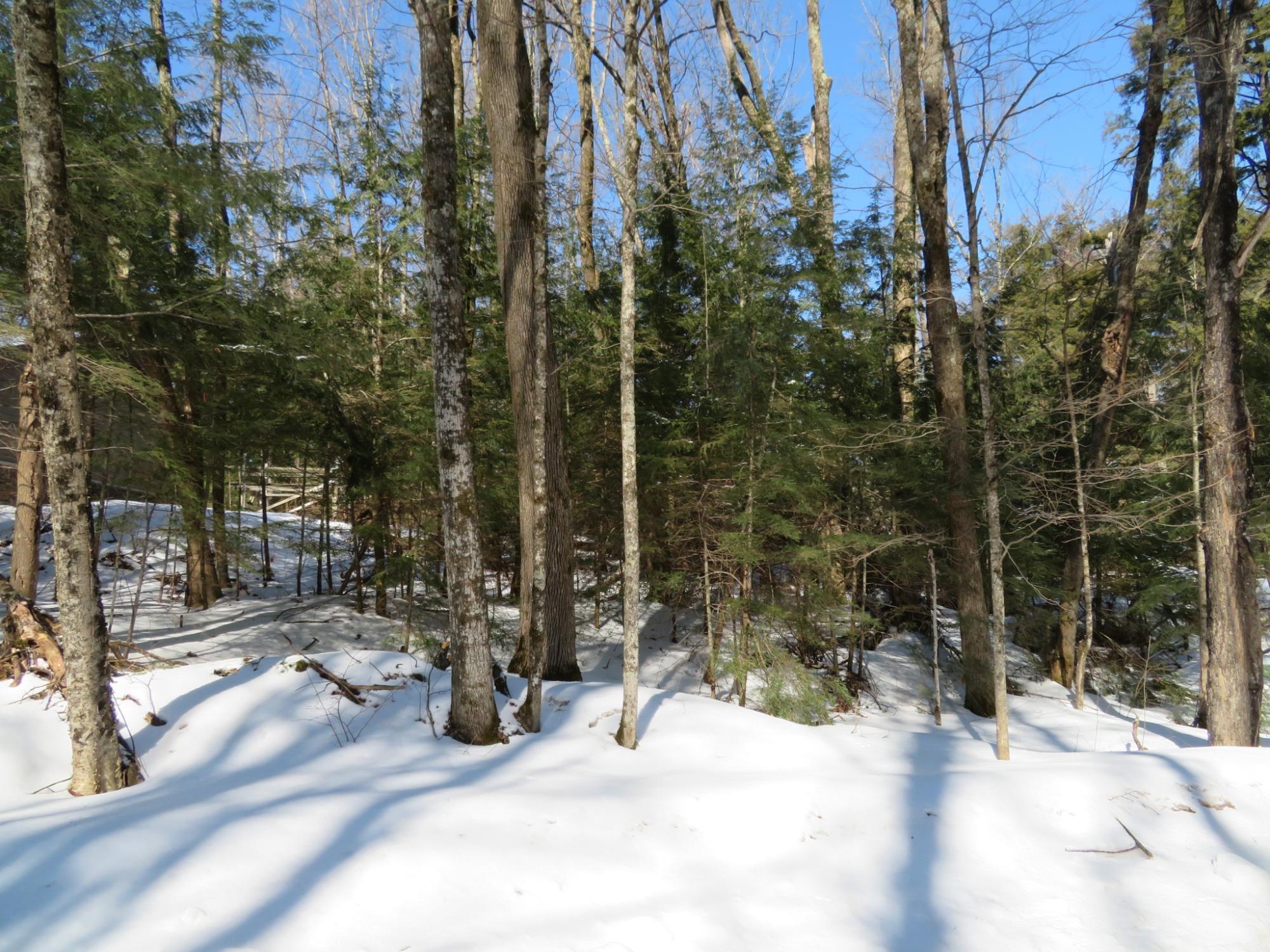 ON ENTERPRISE LAKE RD