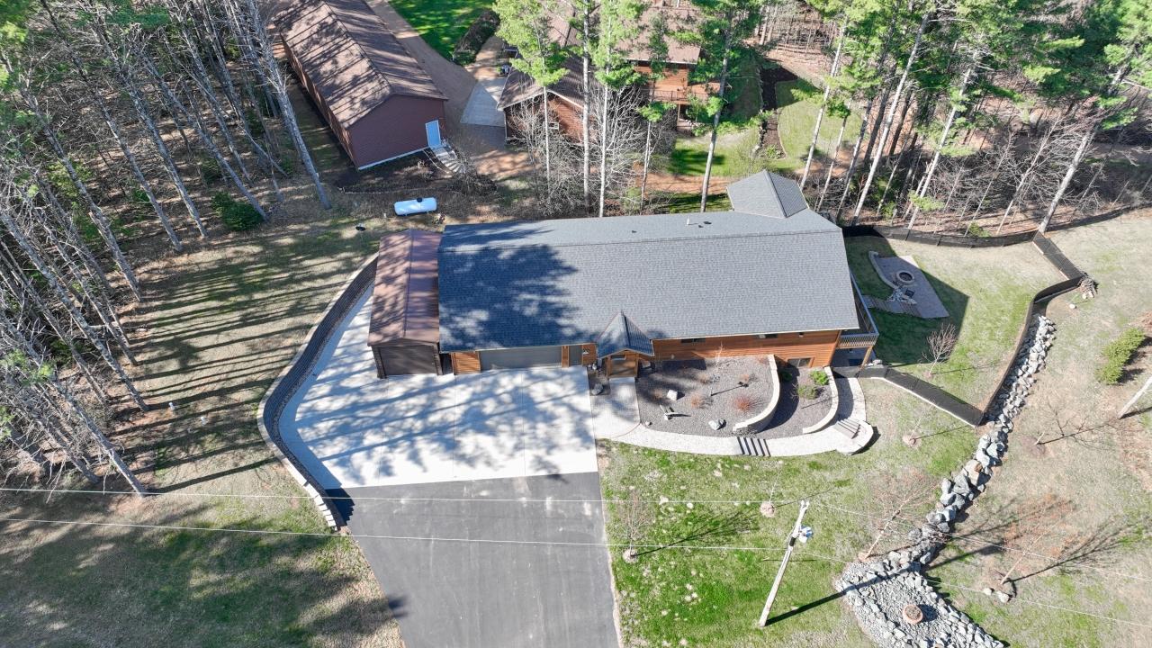 1055 SHISHEBOGAMA DR