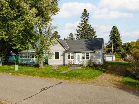 320 HEMLOCK AVE Amasa MI 49903