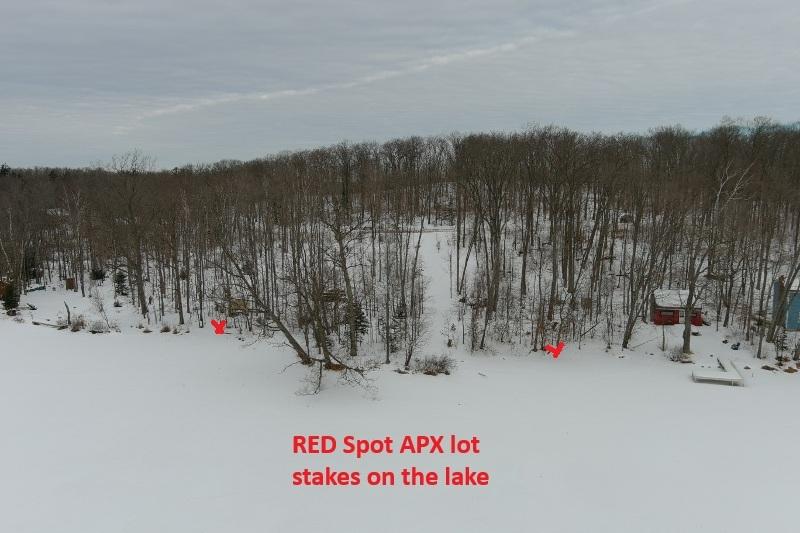 ON LOON LAKE LN E .92 acres