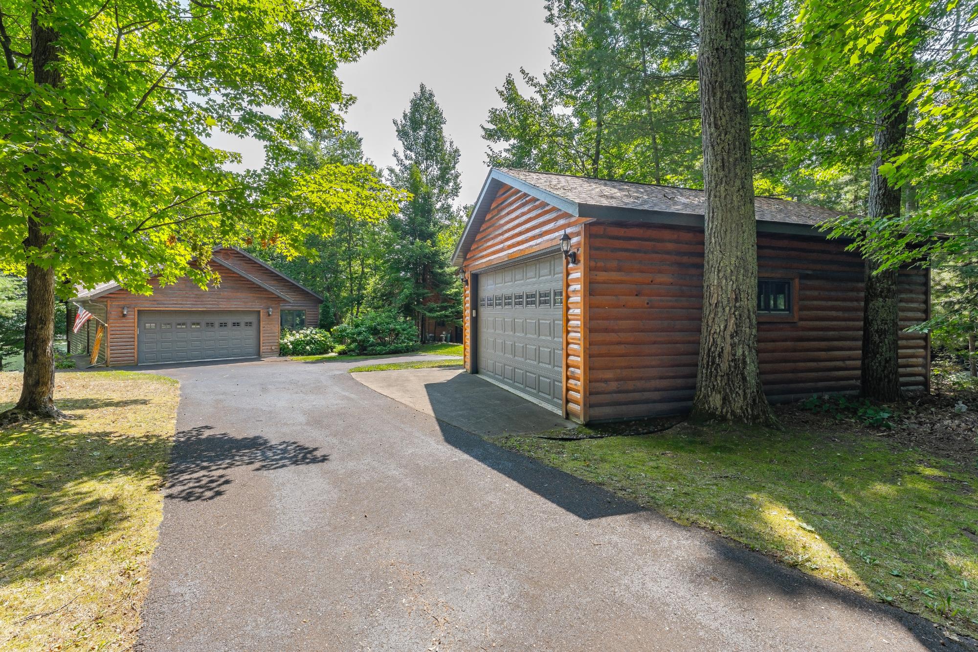 3040 OBERLAND LN
