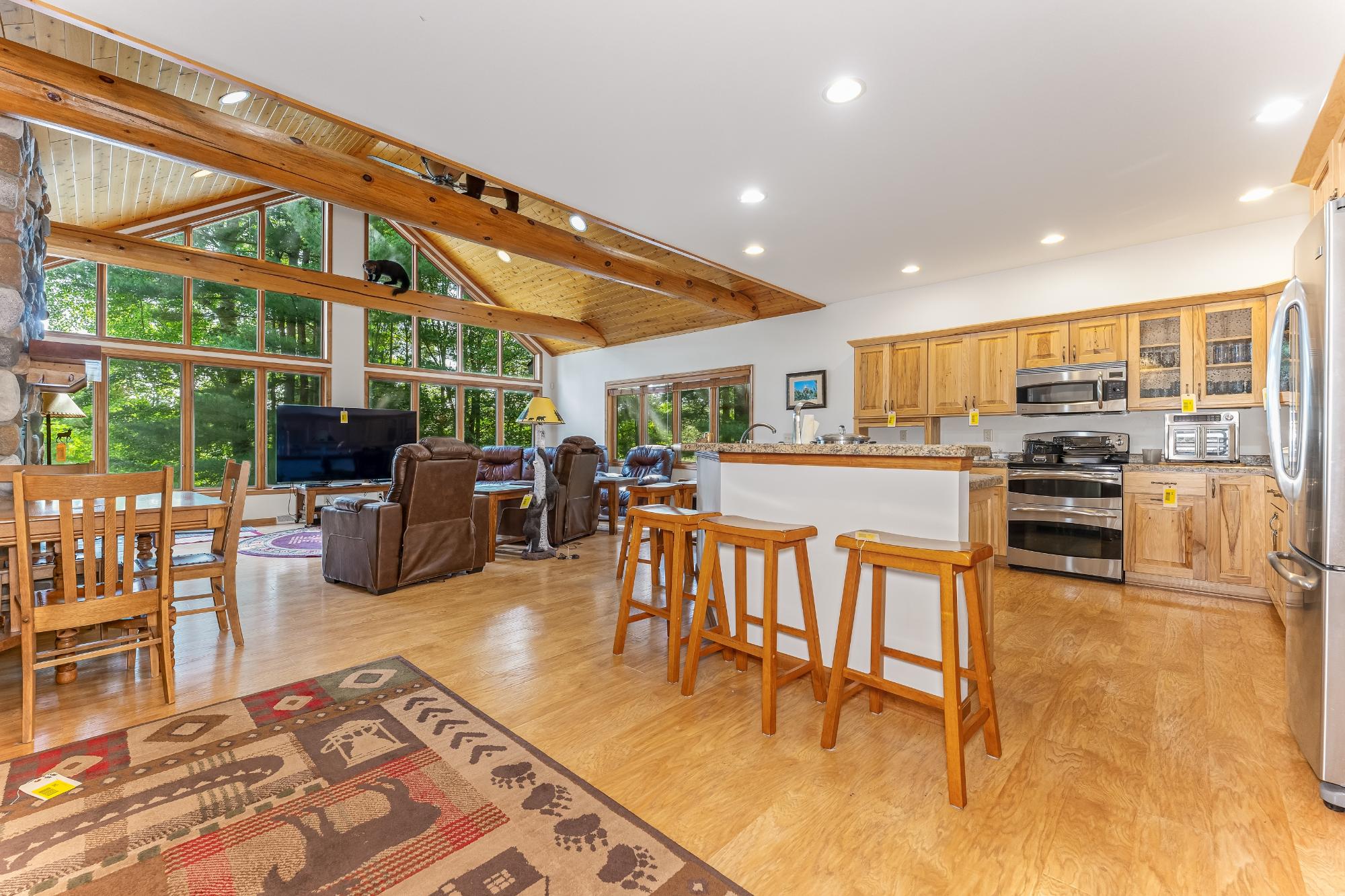 3040 OBERLAND LN