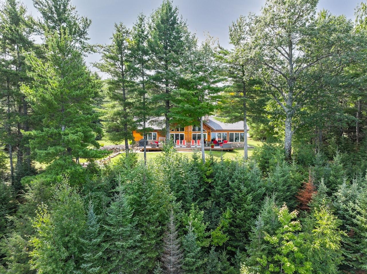 4532W CHARLOTTES WAY