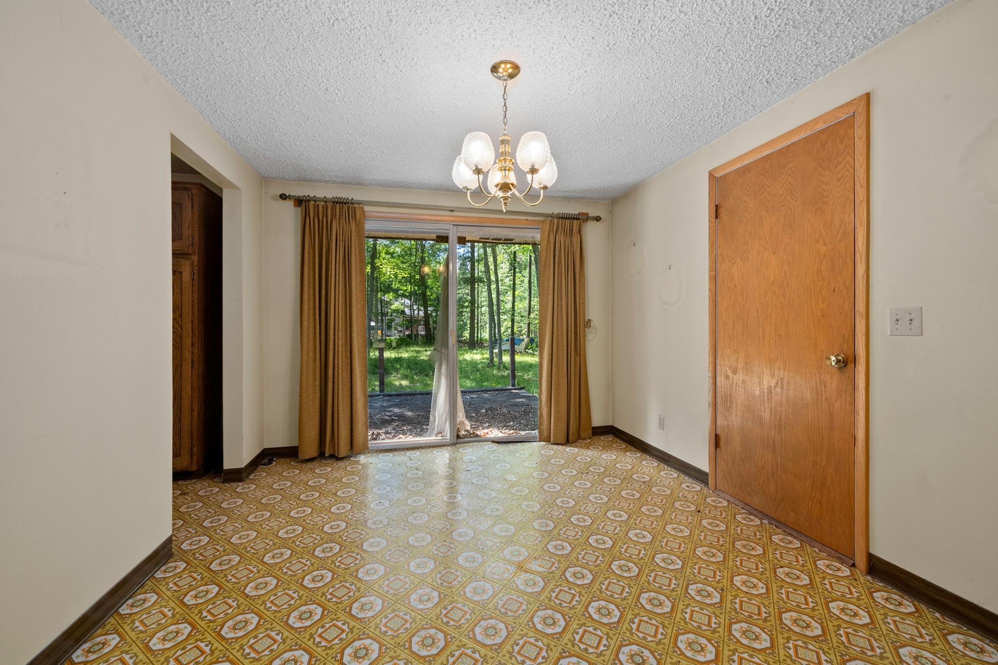 7549 FOREST TRL