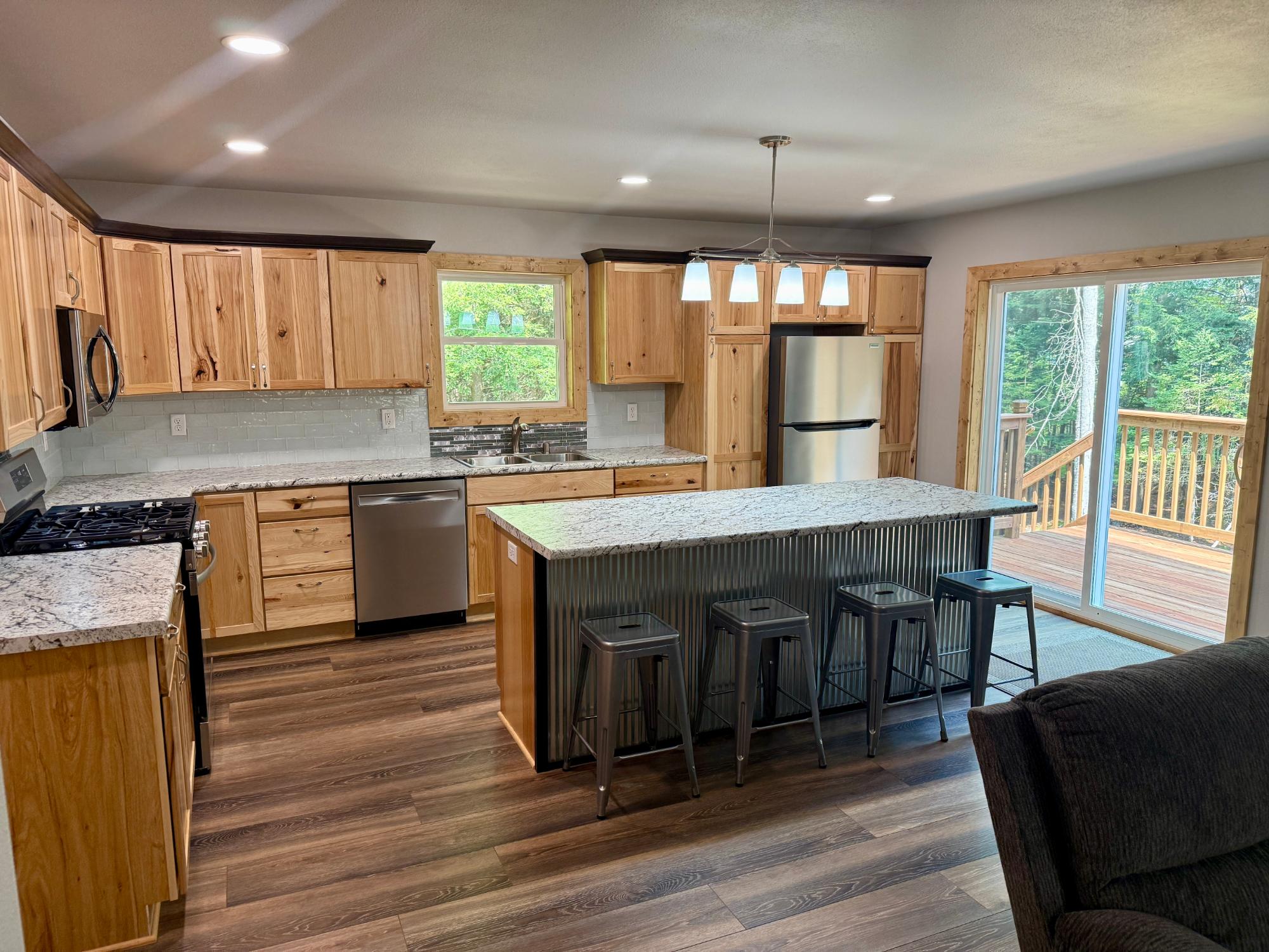 4595 JESSICA CT