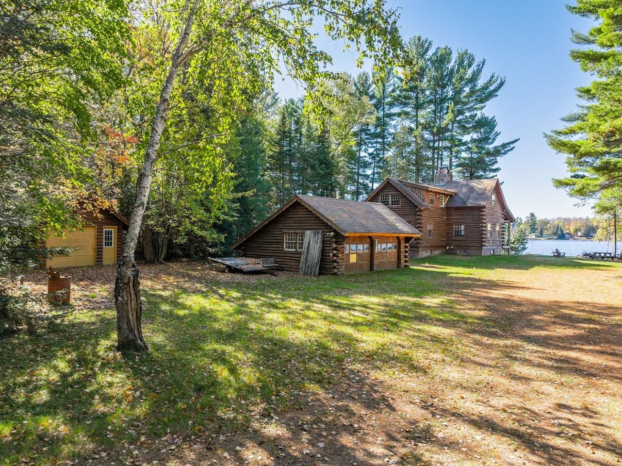 4842W LAKE OF THE FALLS RD