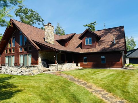 N12016 PINE LN Elcho WI 54428