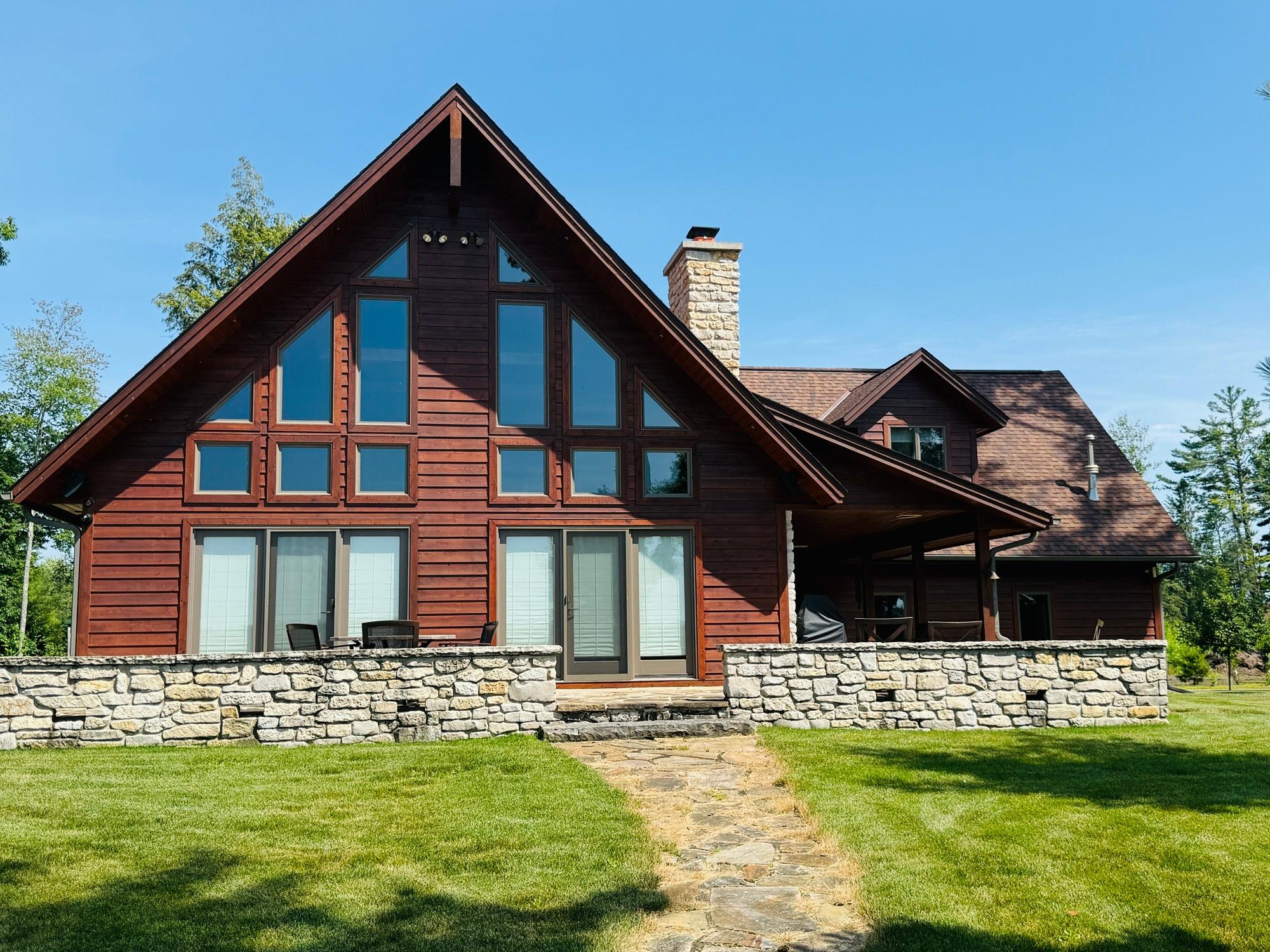 N12016 PINE LN