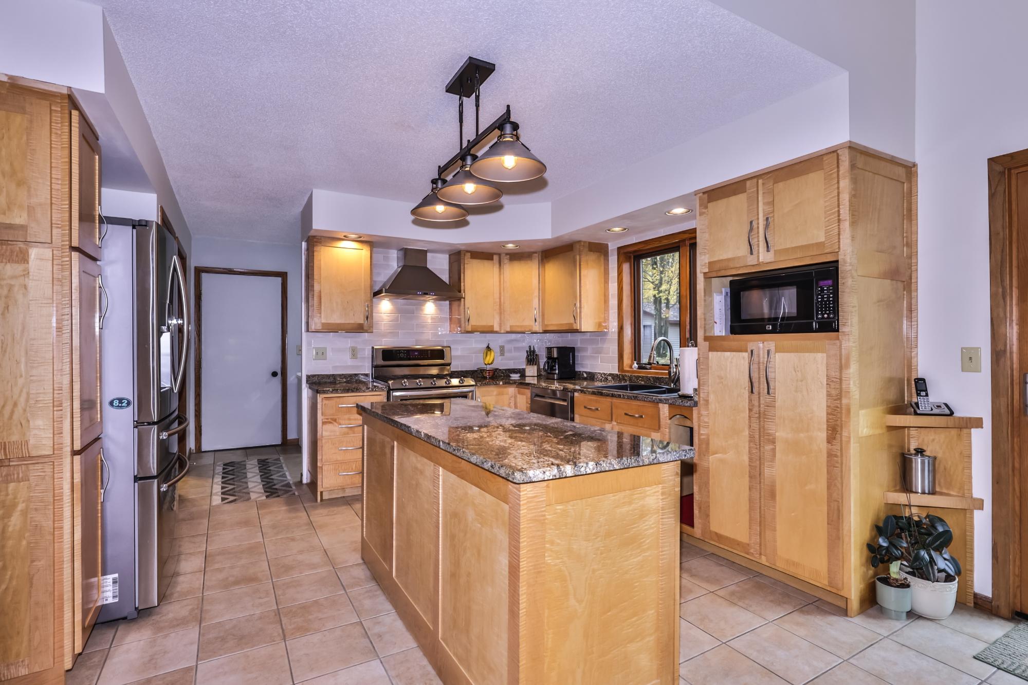 N10497 SOLBERG LAKE RD E