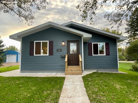 314 AVON AVE S Phillips WI 54555