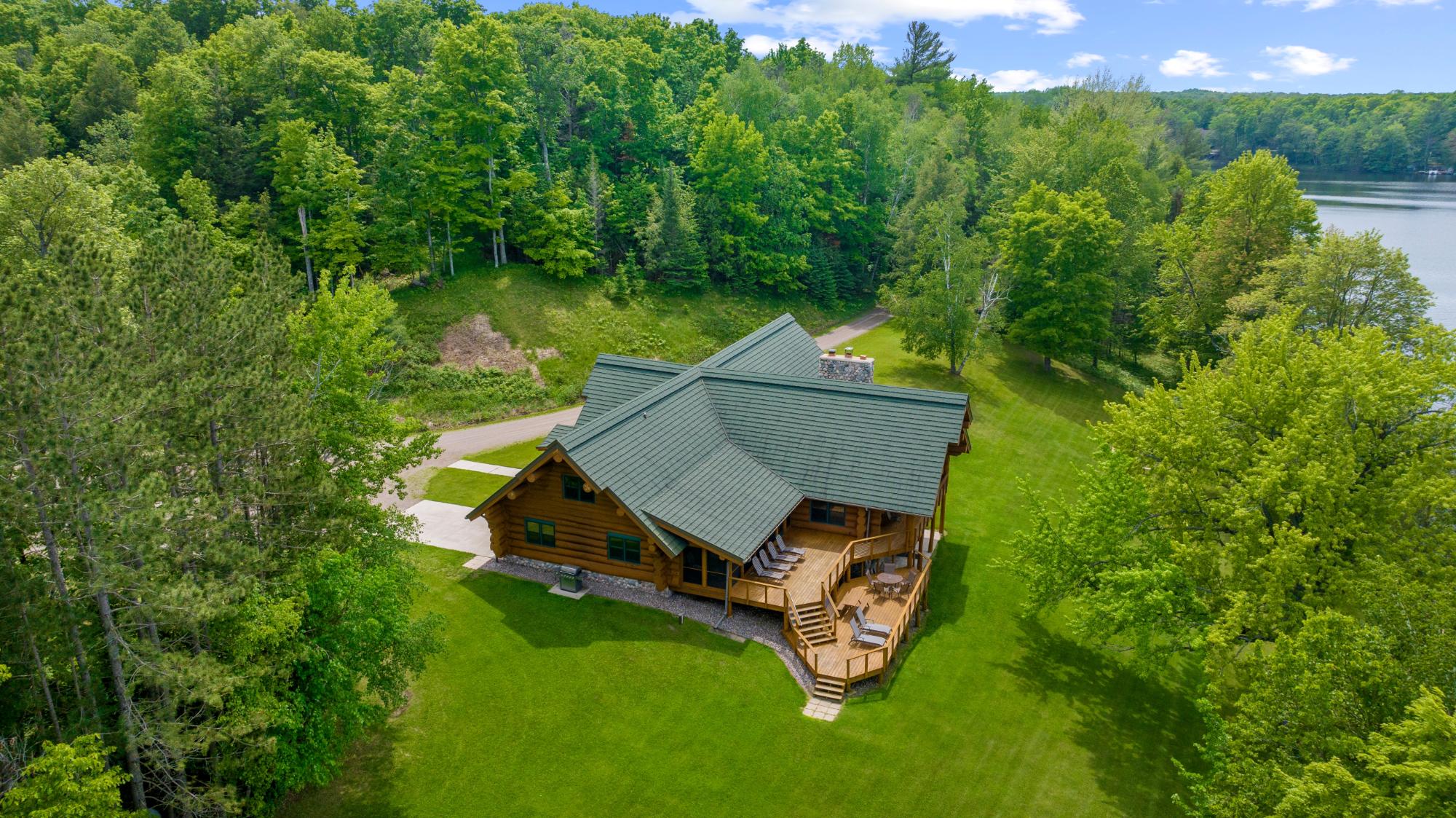 230 VISTA LN