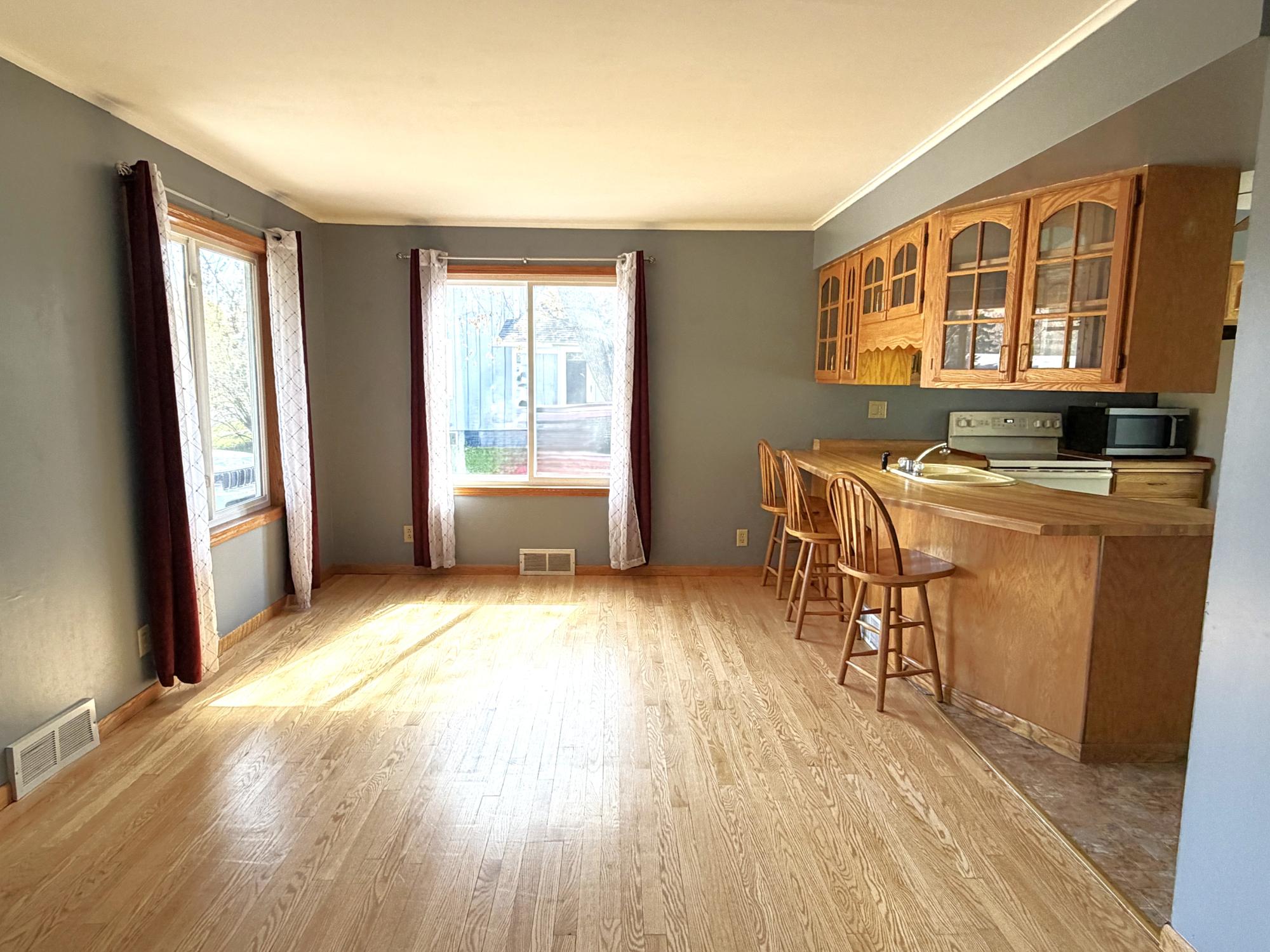 1311 4TH AVE