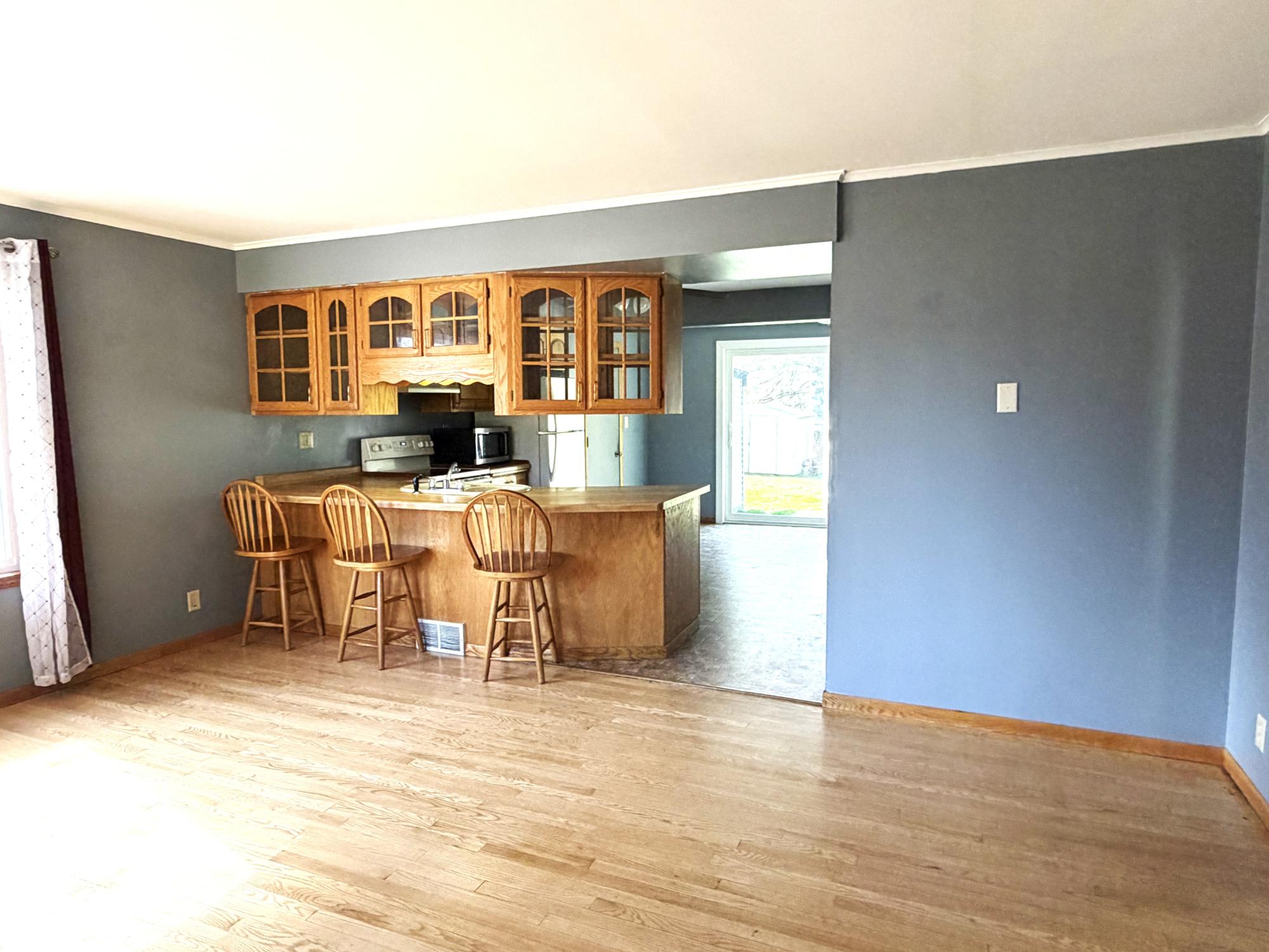 1311 4TH AVE