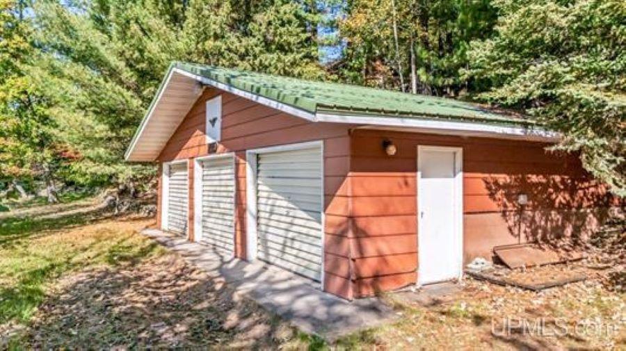 4829 CARPENTER RD