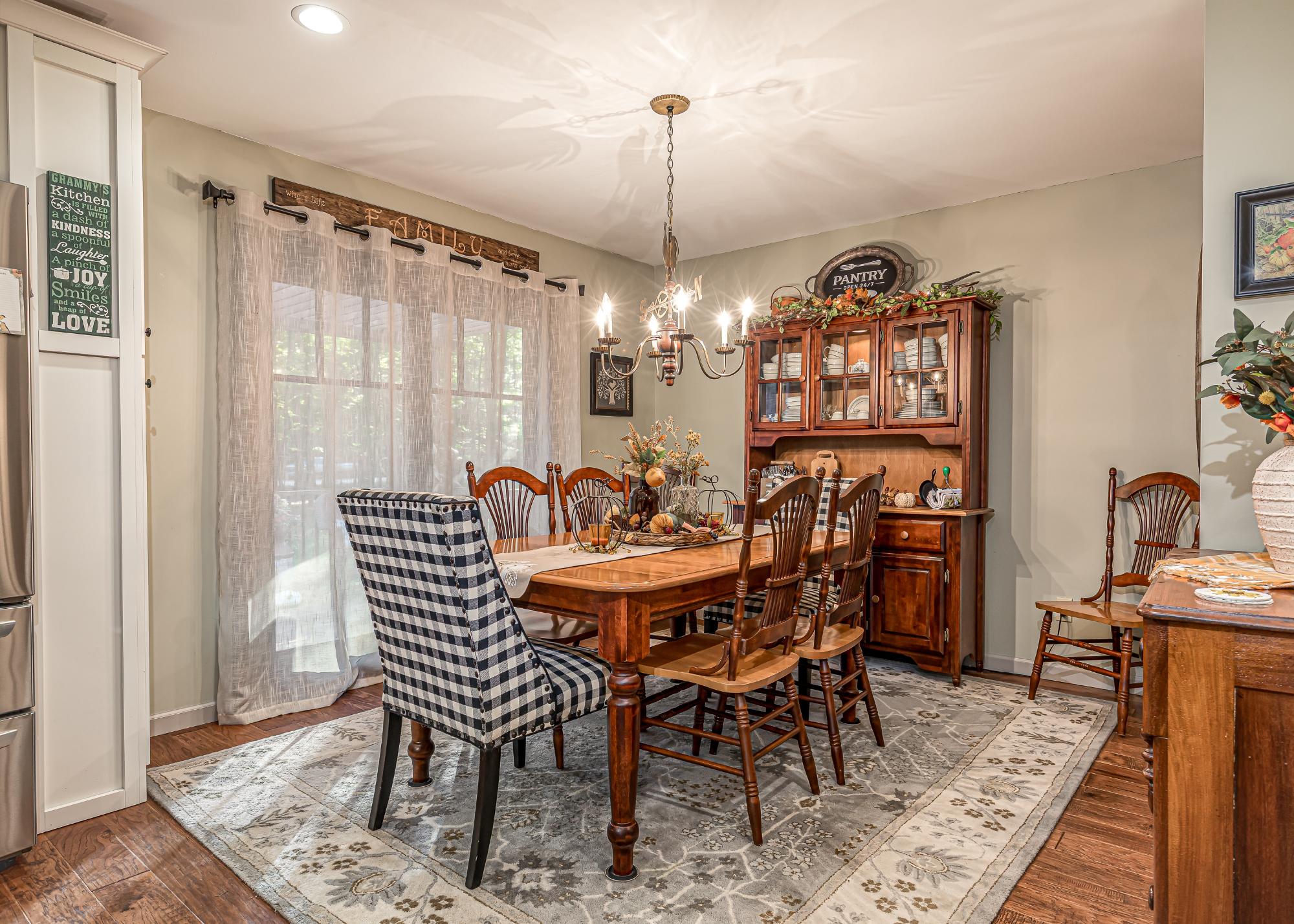 9371 CARLISLE CT