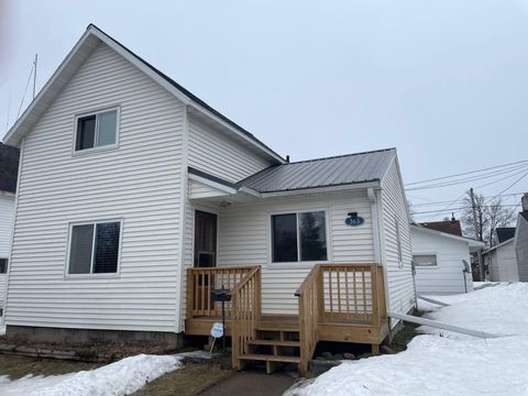 363 5TH AVE S Park Falls WI 54552