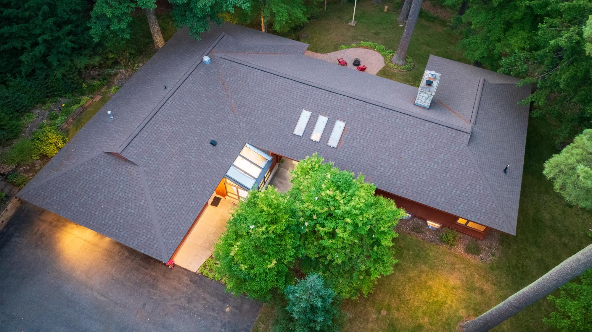 4239 FOREST POINT DR