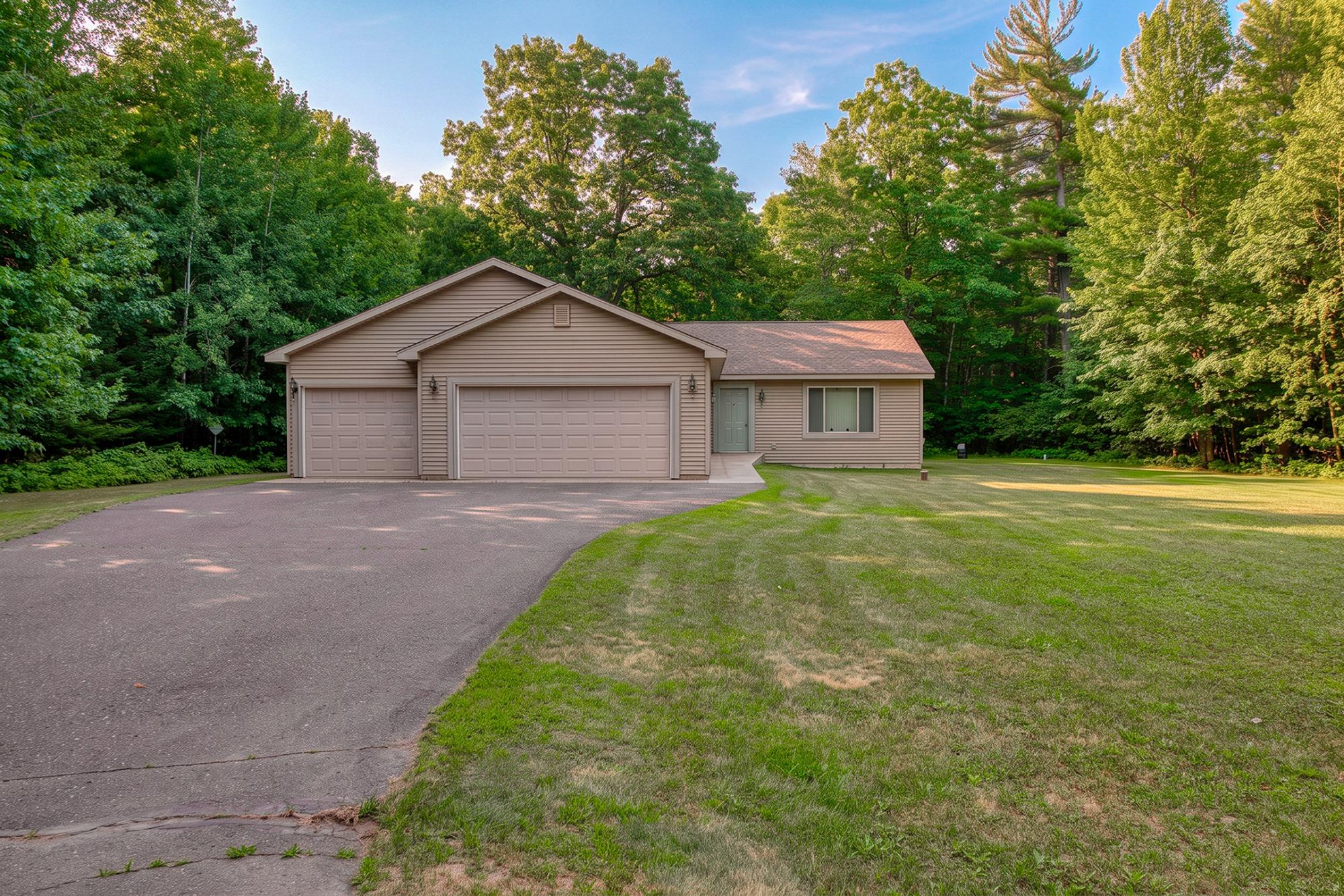 6904 NORTHWOODS DR
