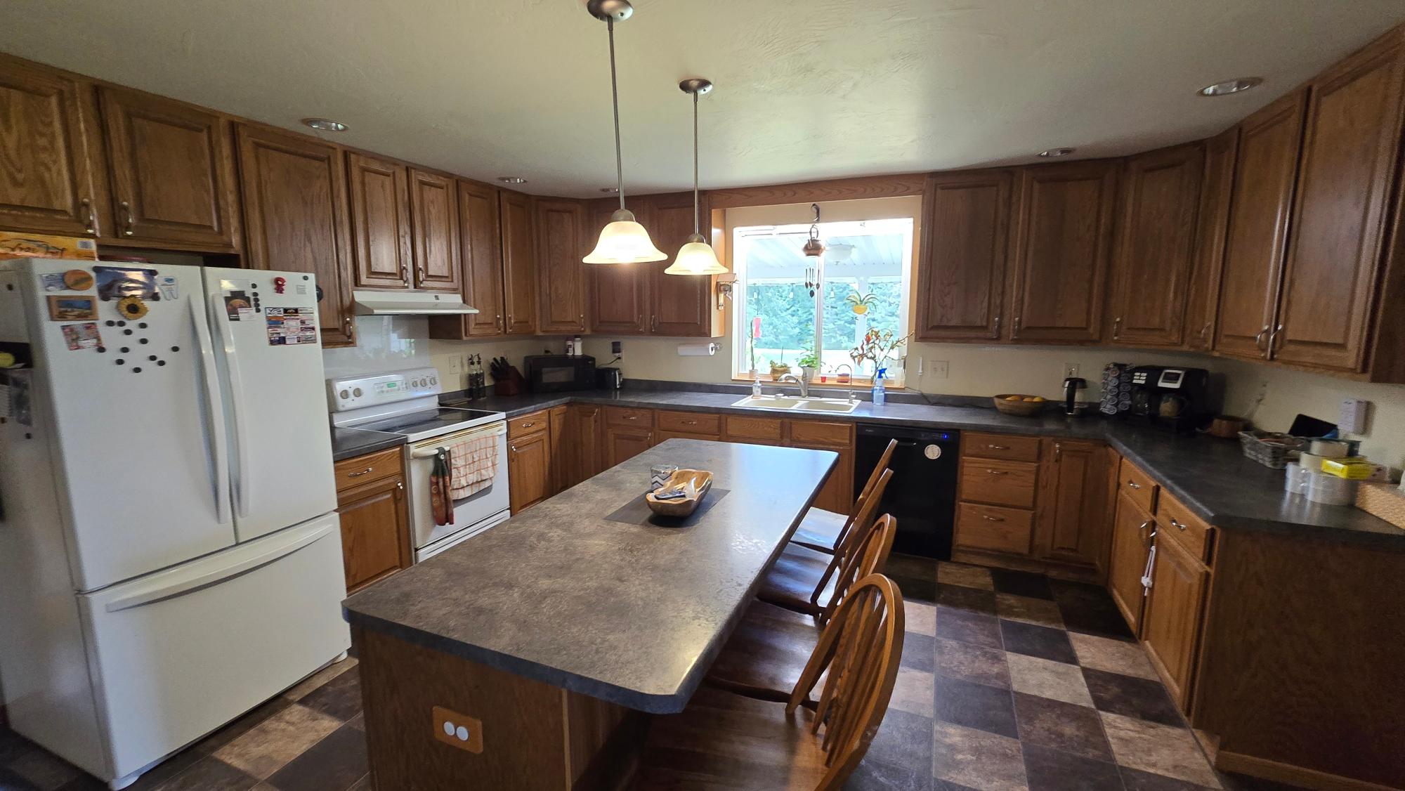 W7559 VALLEY RD