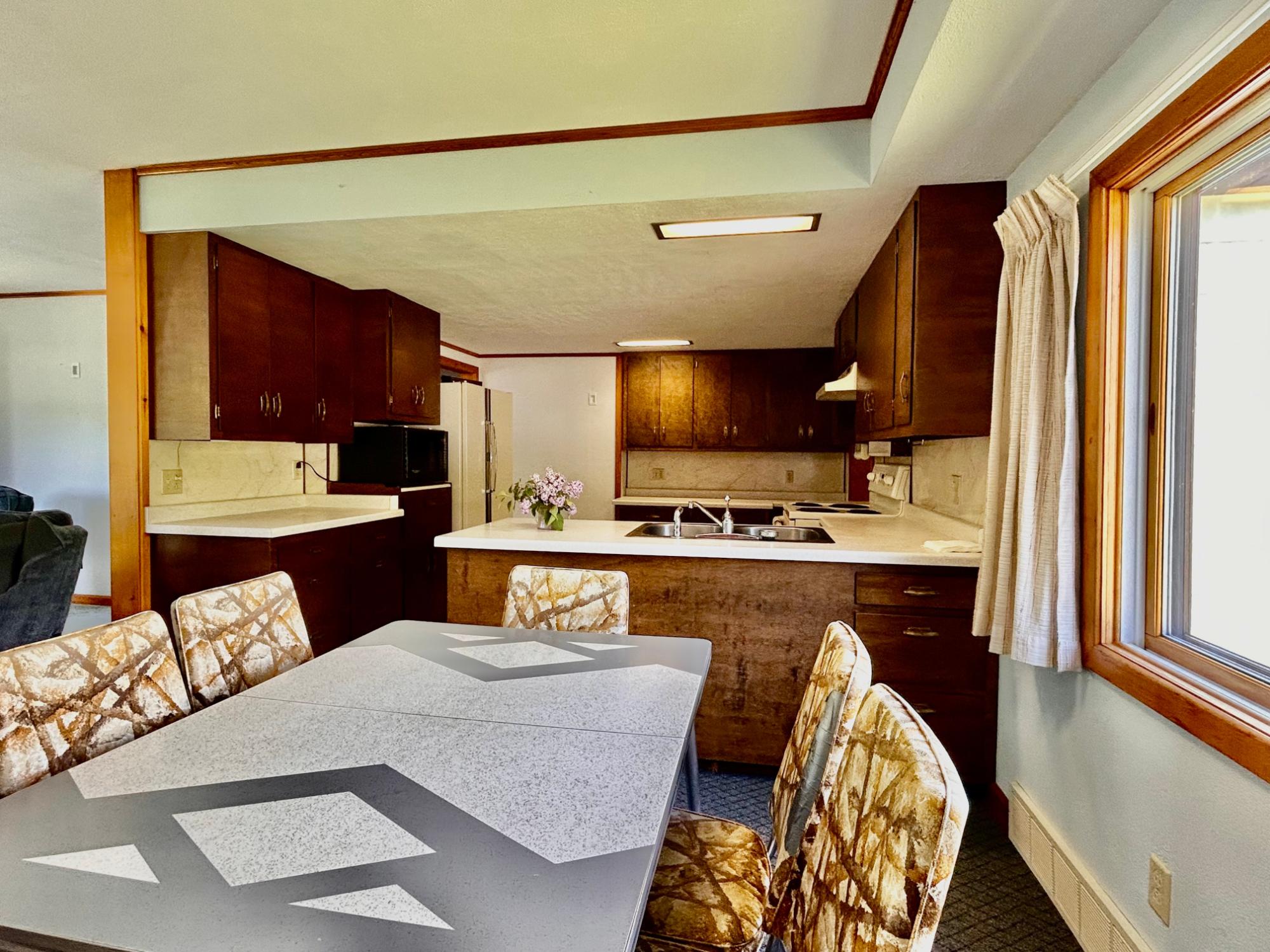 539 MACARTHUR TR