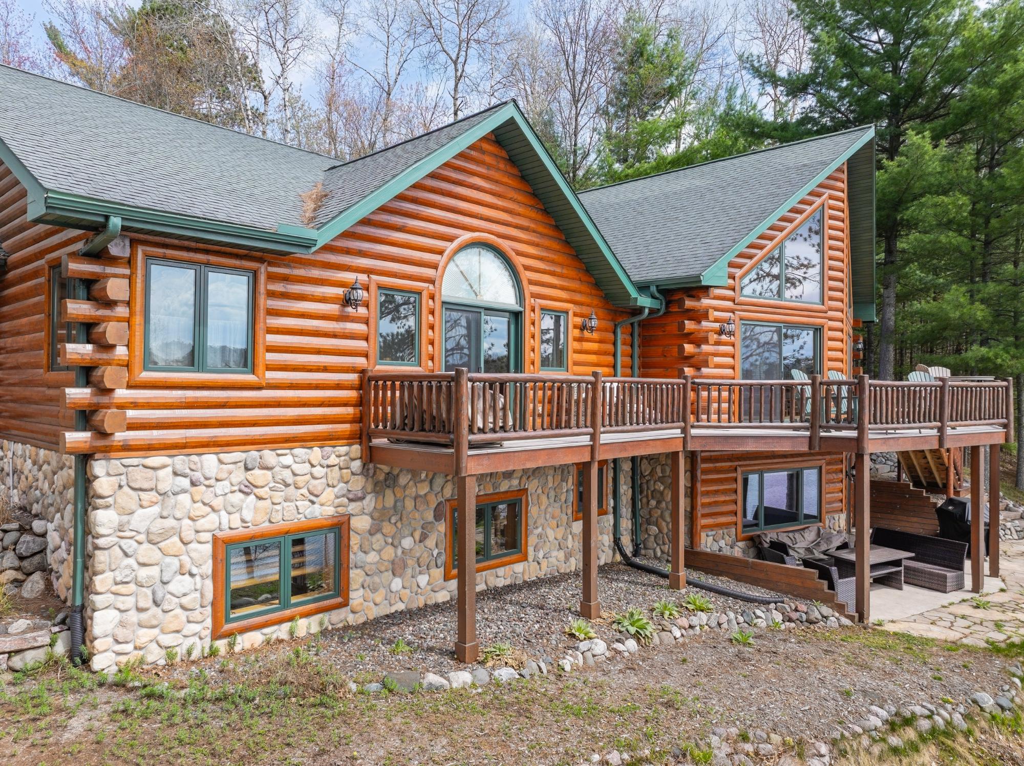 3717 CHAIN O LAKES RD