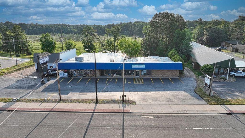 8654 HWY 51
