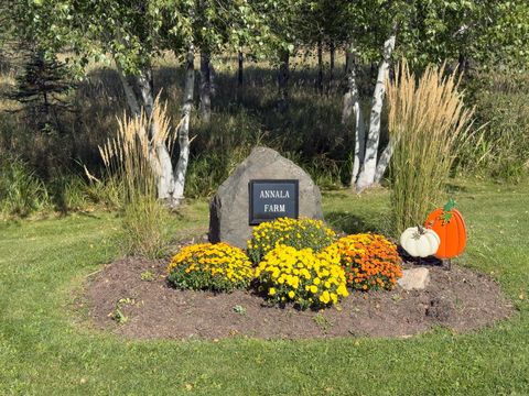 12248 DUPONT RD Hurley WI 54534