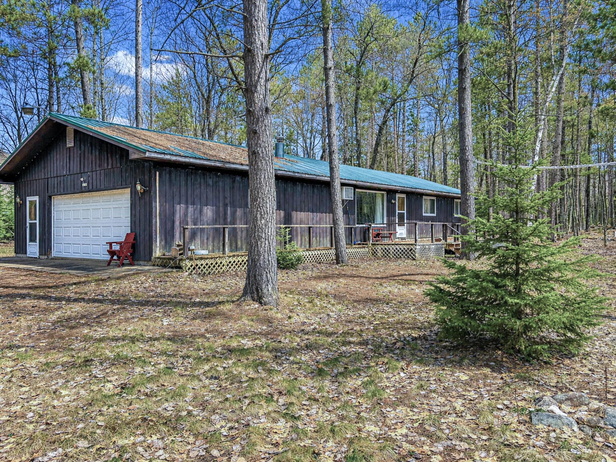 7768 HIAWATHA CR