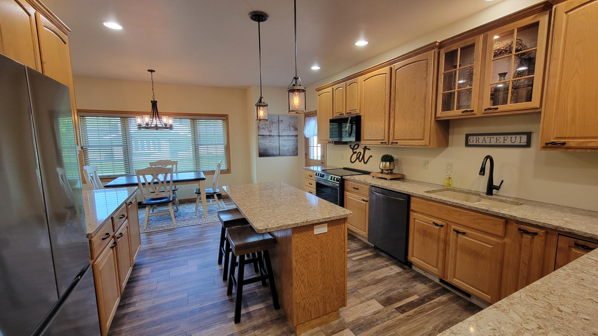 635 LAURISA LN