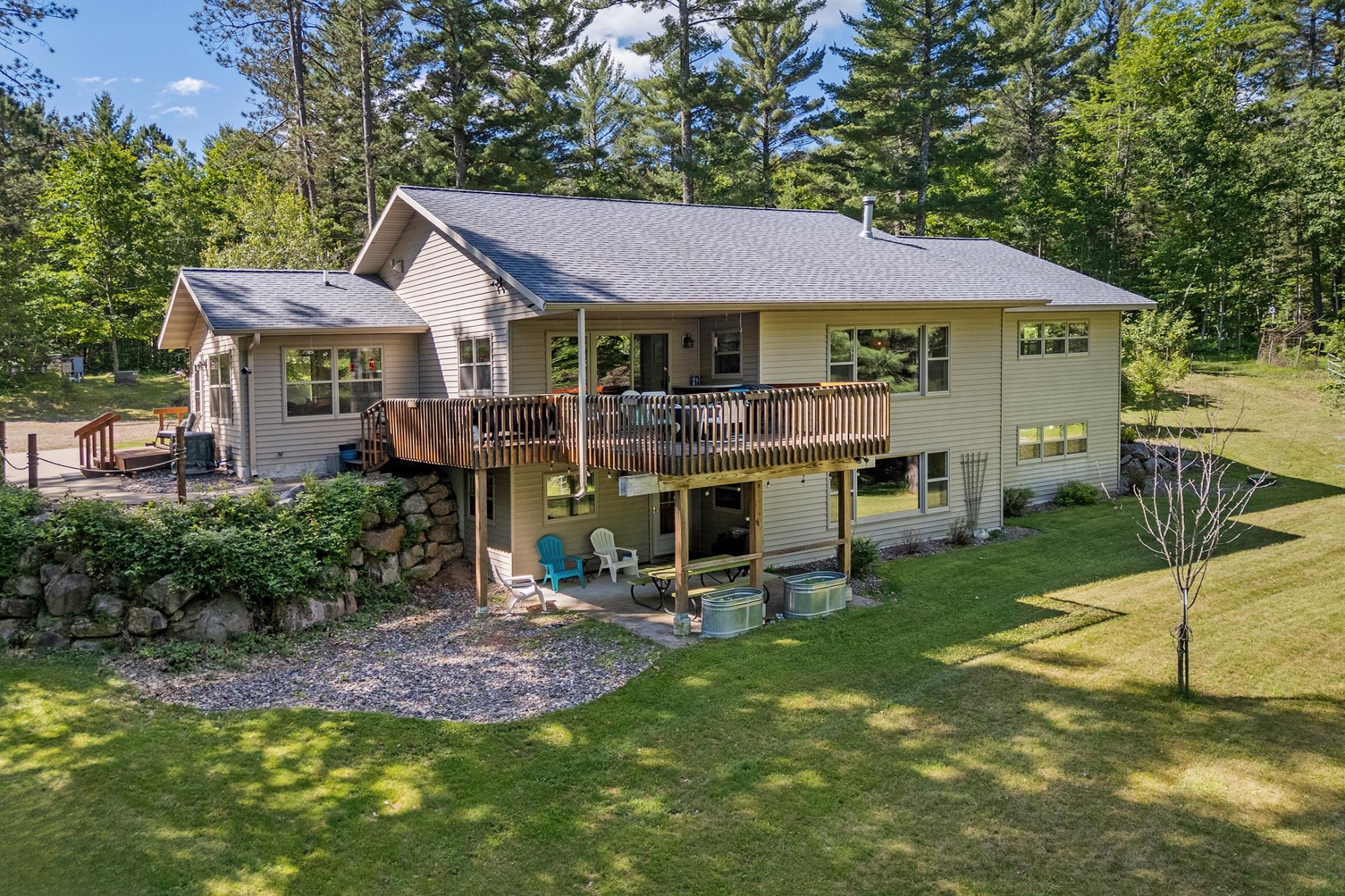 N1601 CRYSTAL LAKE RD