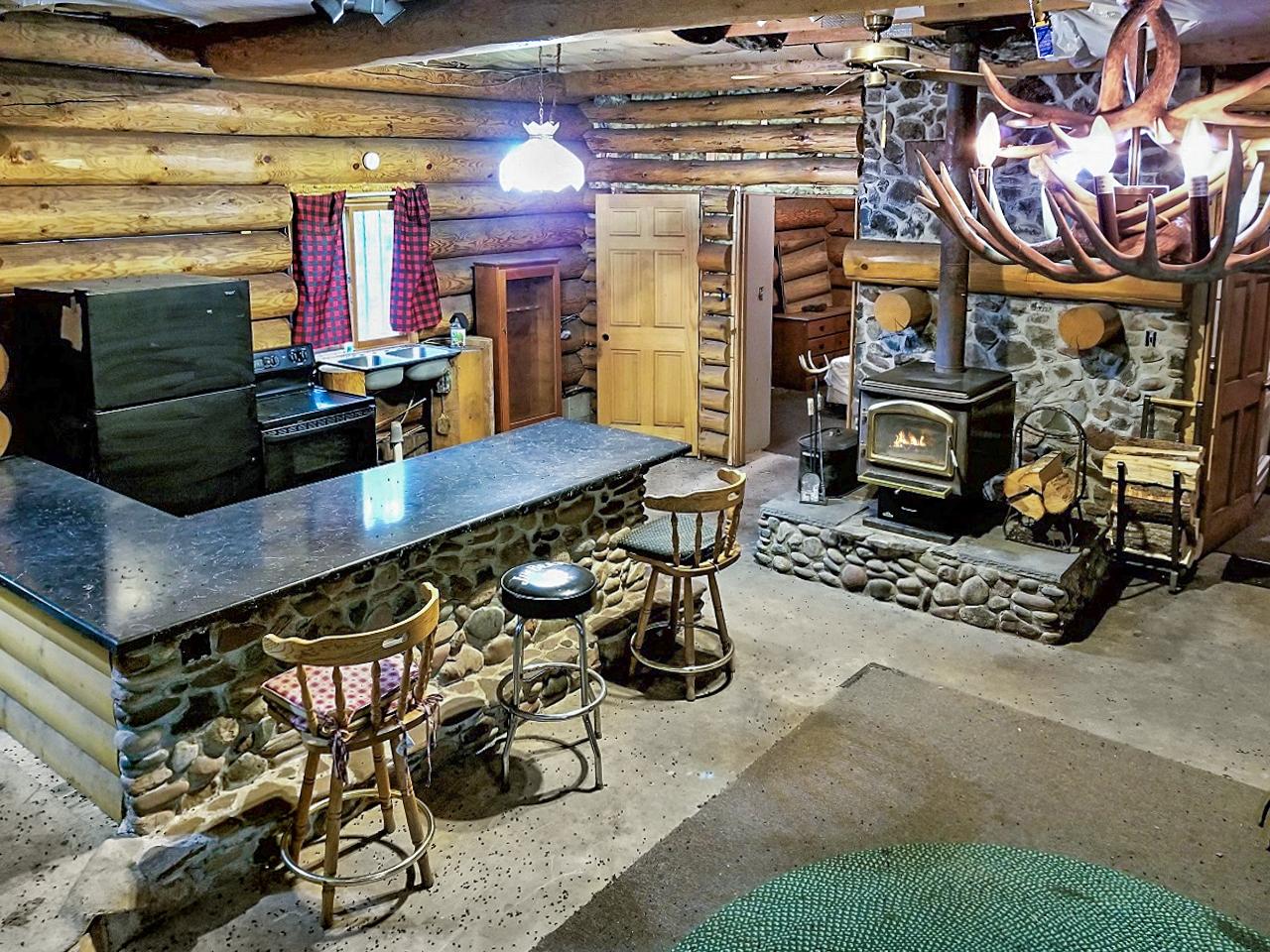 8534W OLD HWY 10