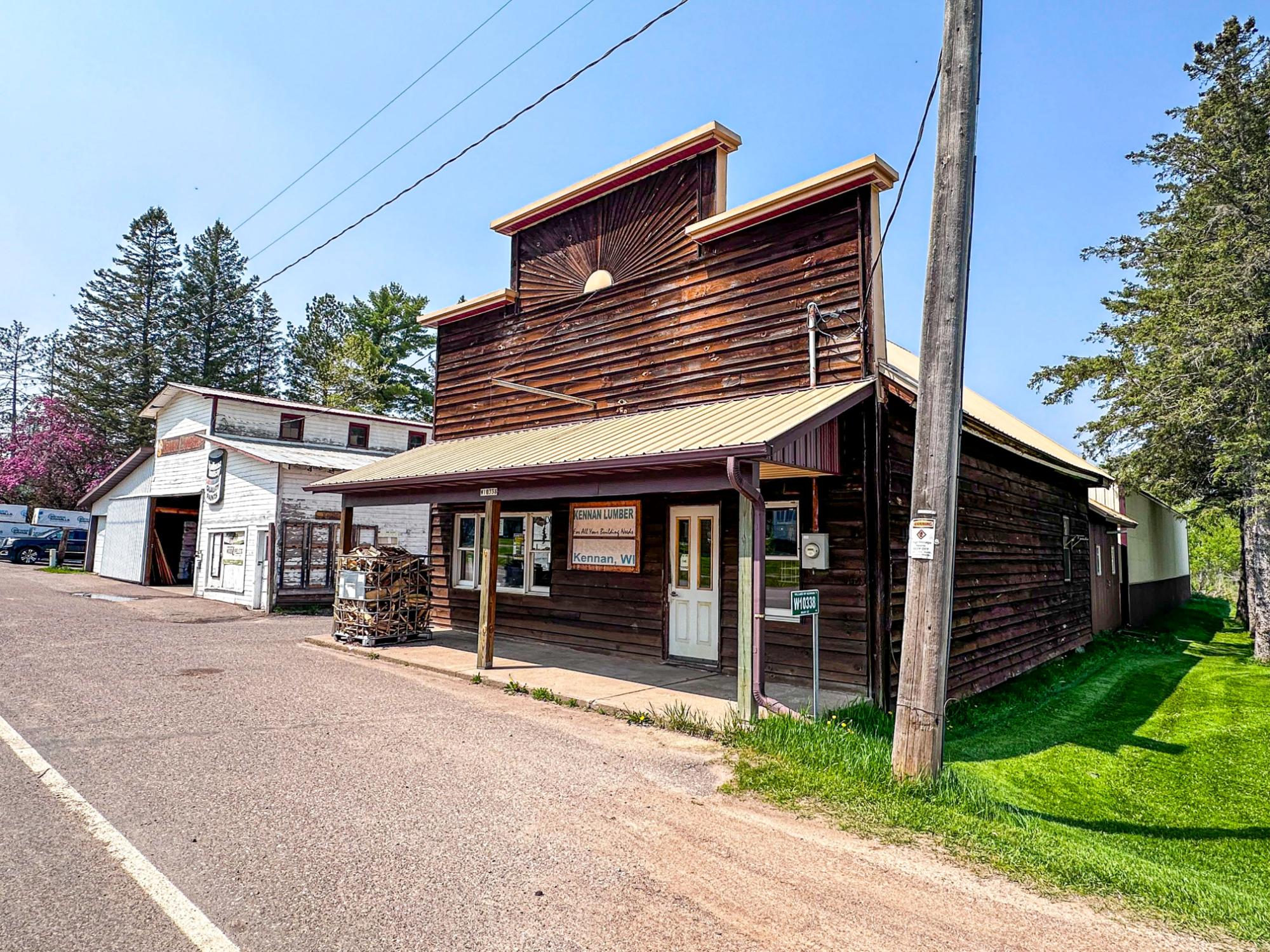 W10338 MAIN ST