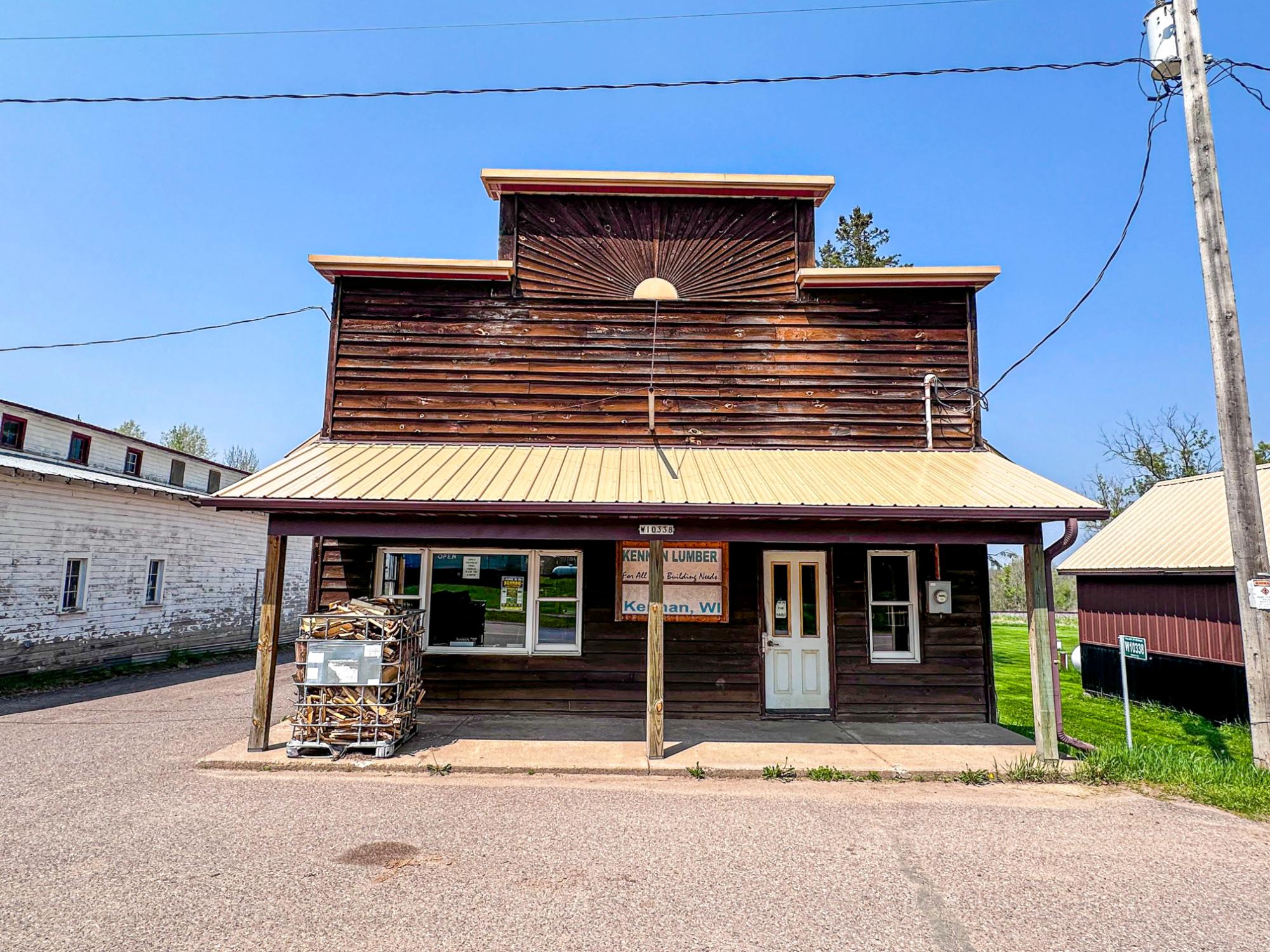 W10338 MAIN ST
