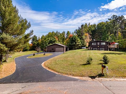 10464 LEISURE DR Hazelhurst WI 54531