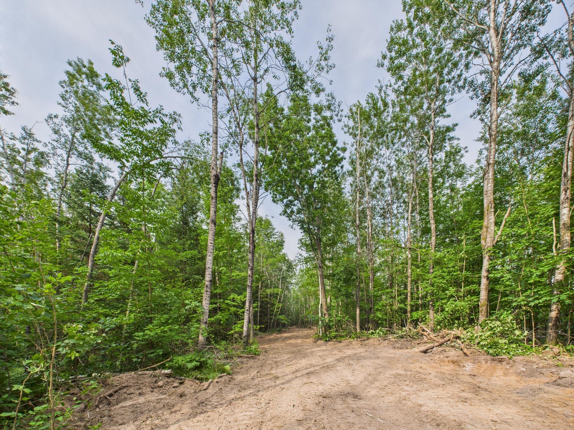 40 Ac ISON RD