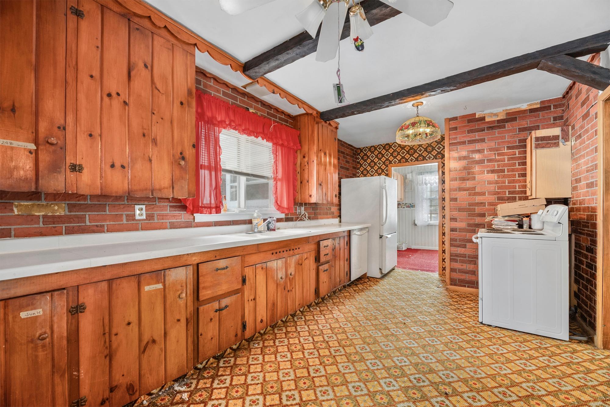 N10104 DARDIS LAKE LN