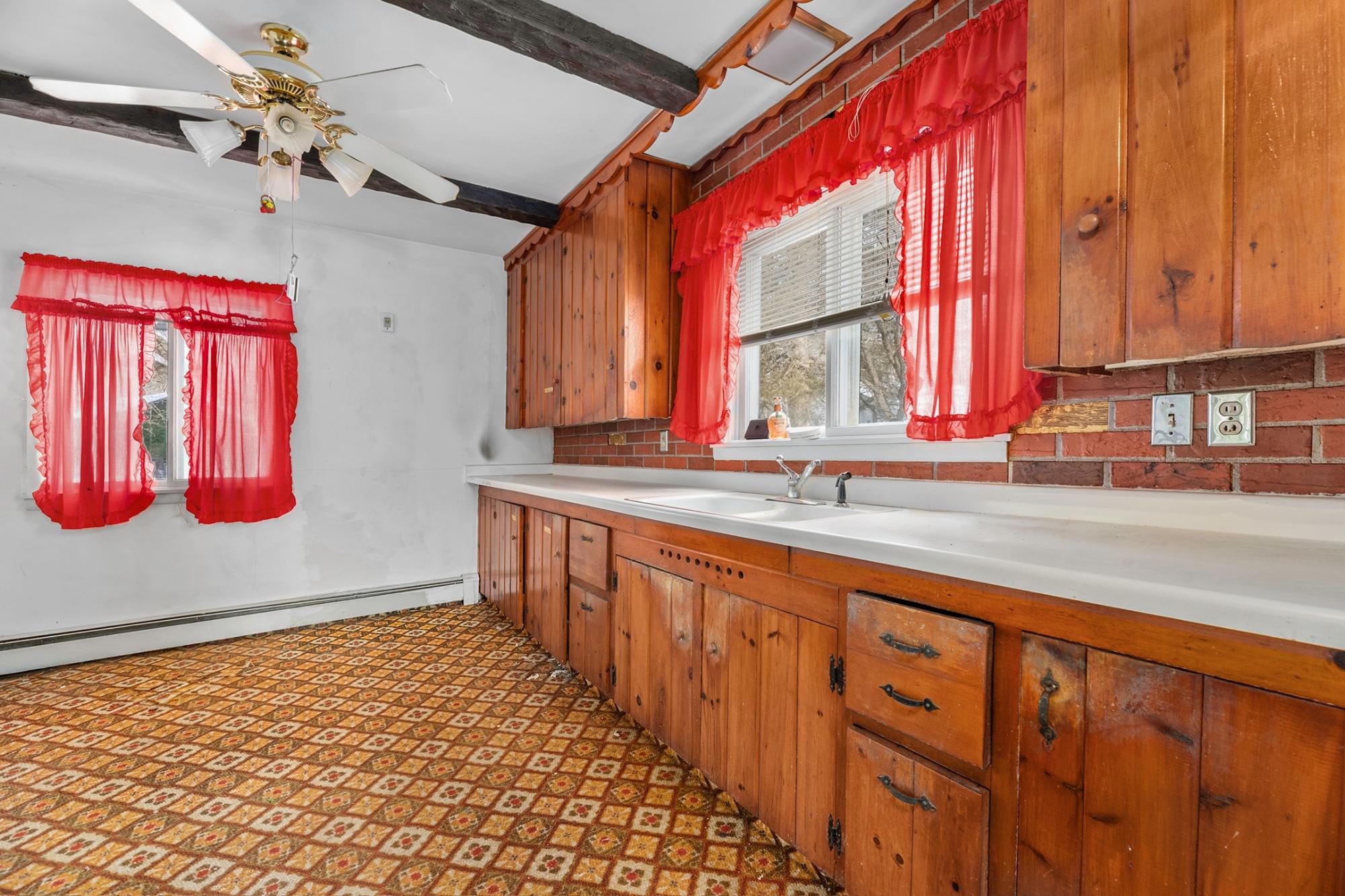 N10104 DARDIS LAKE LN