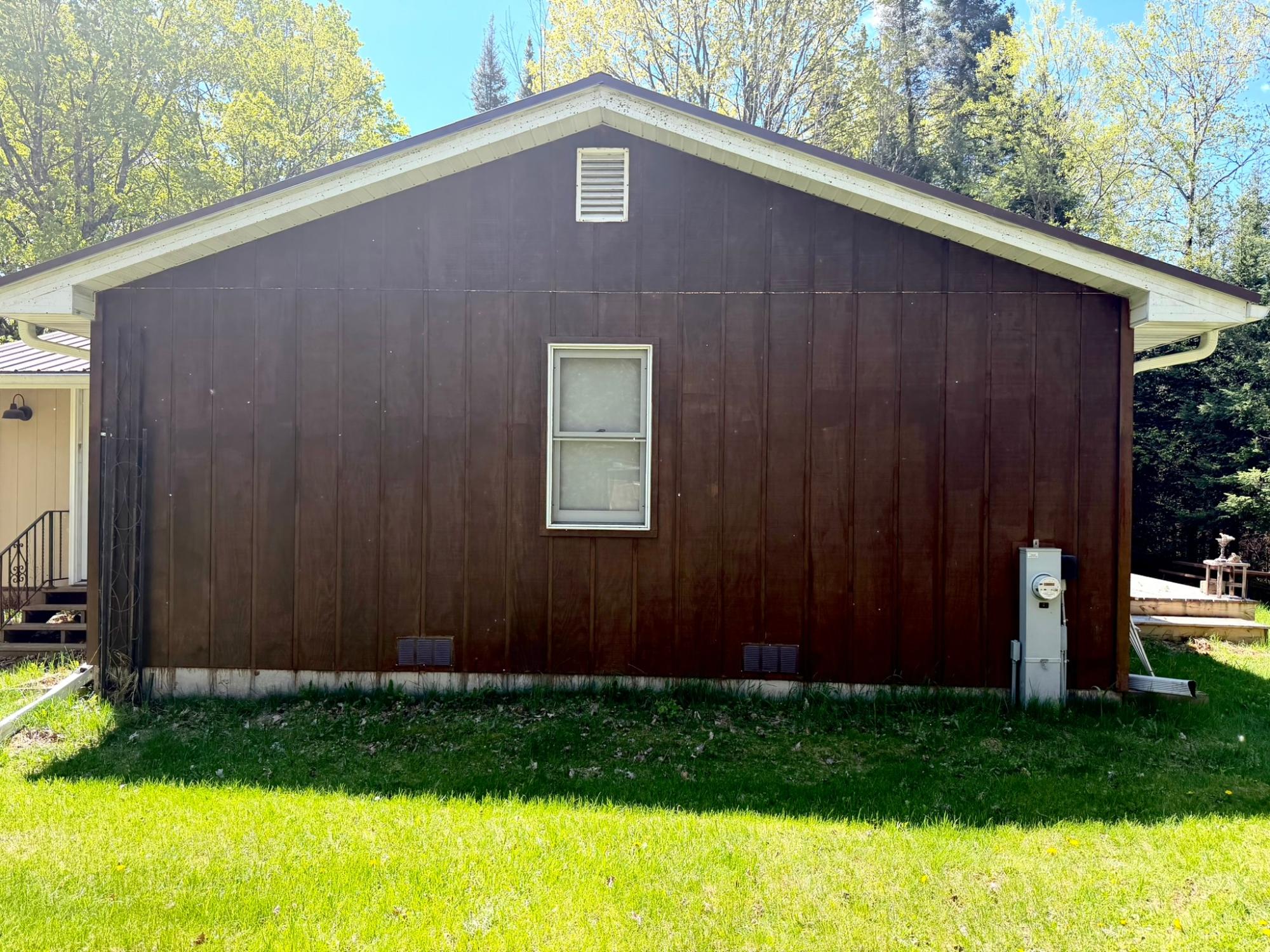 15569 STEVENS LAKE RD