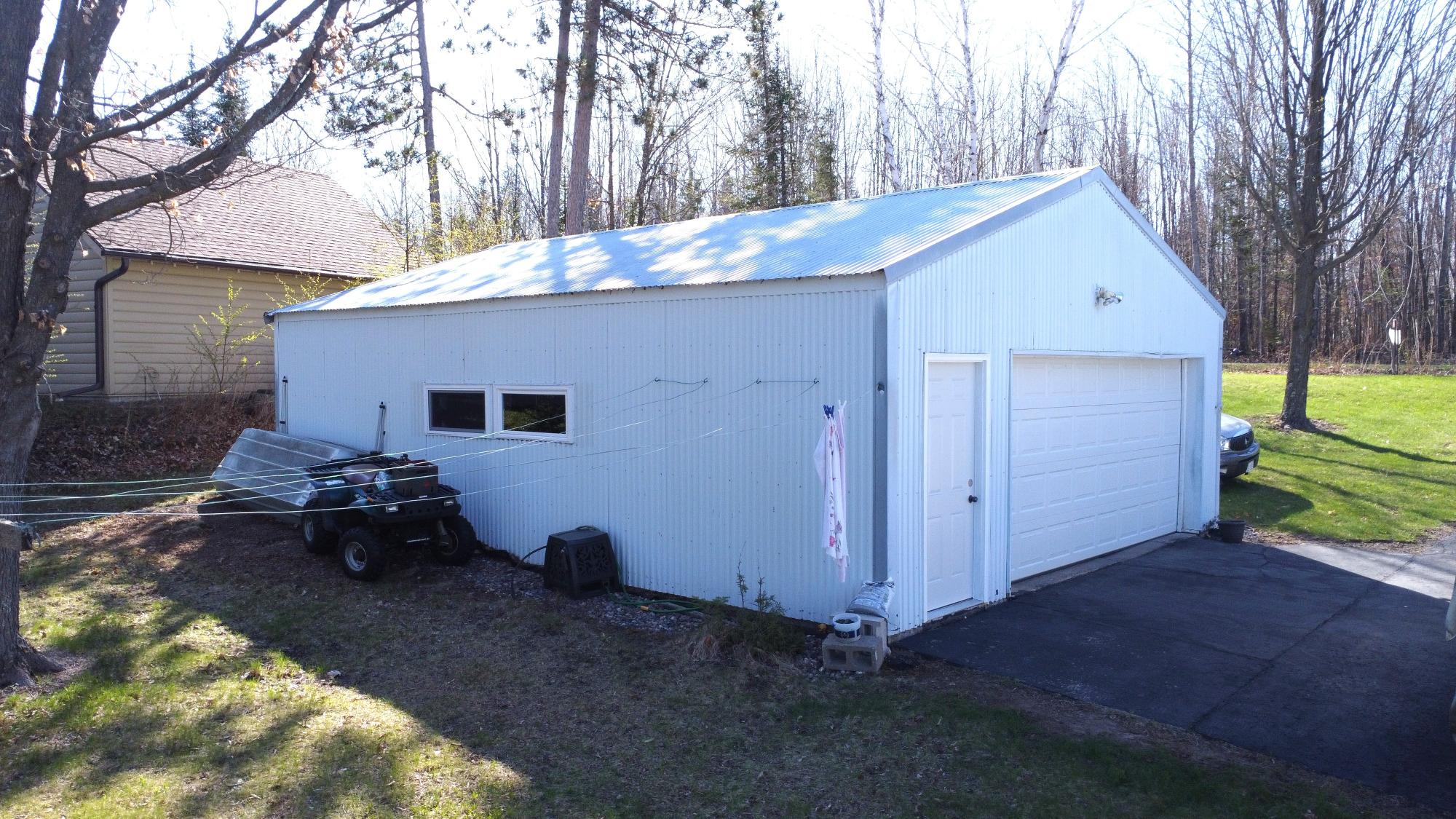 N9060 BIG TWIN LAKE LN