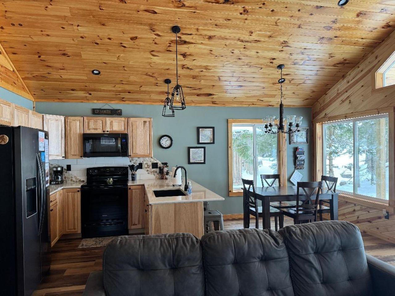 4939W MUSKY POINT RD 5