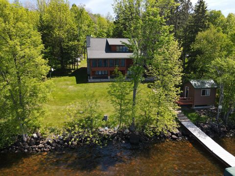 N10239 EAST SHORE RD Marenisco MI 49947