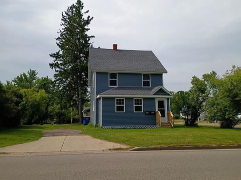 501 9TH ST E 1-2 Merrill WI 54452