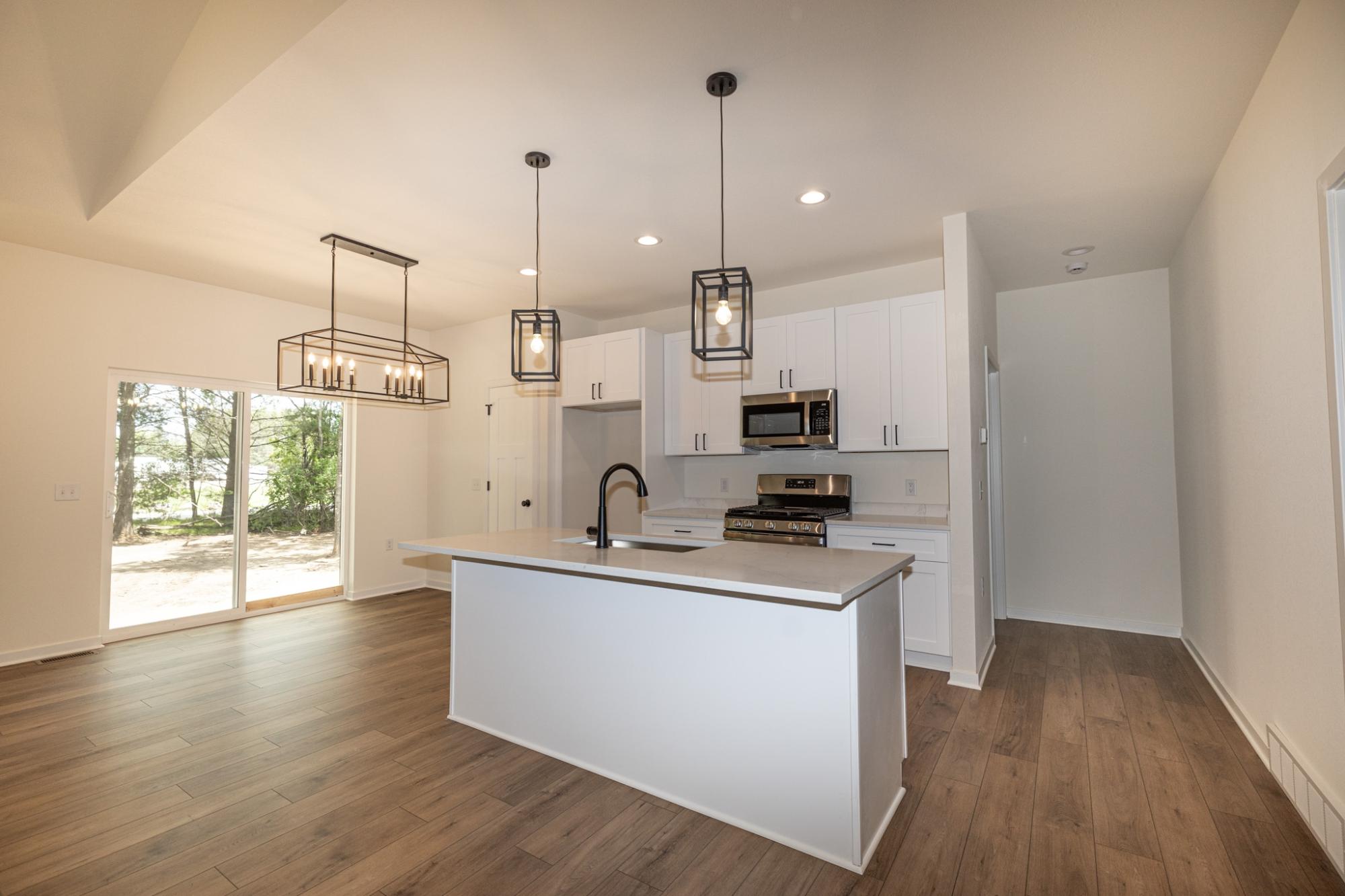 8538 OAK PARK CR