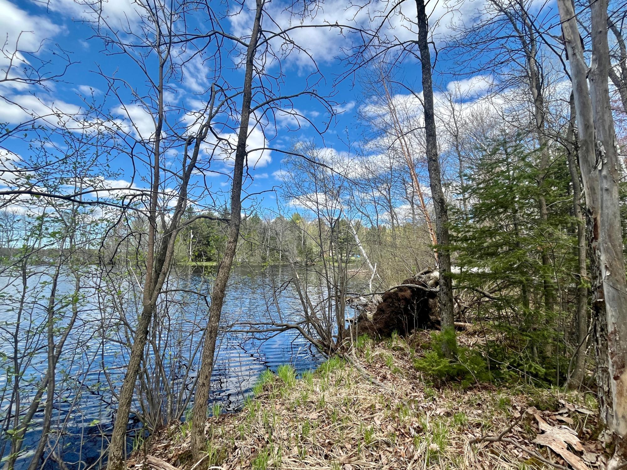 ON SOO LAKE RD E