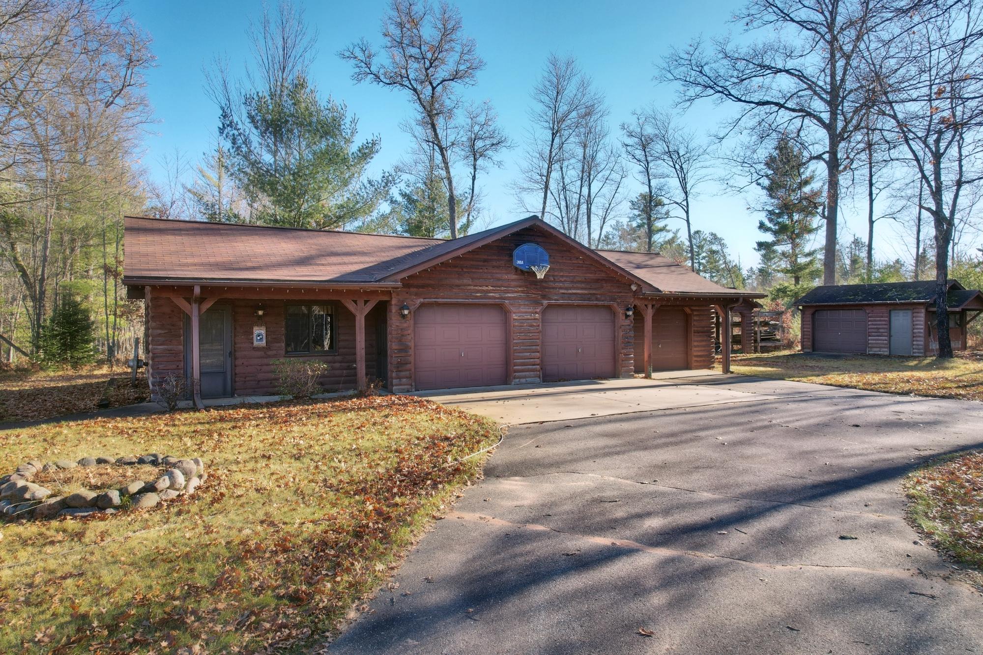 1970 MOON LAKE RD