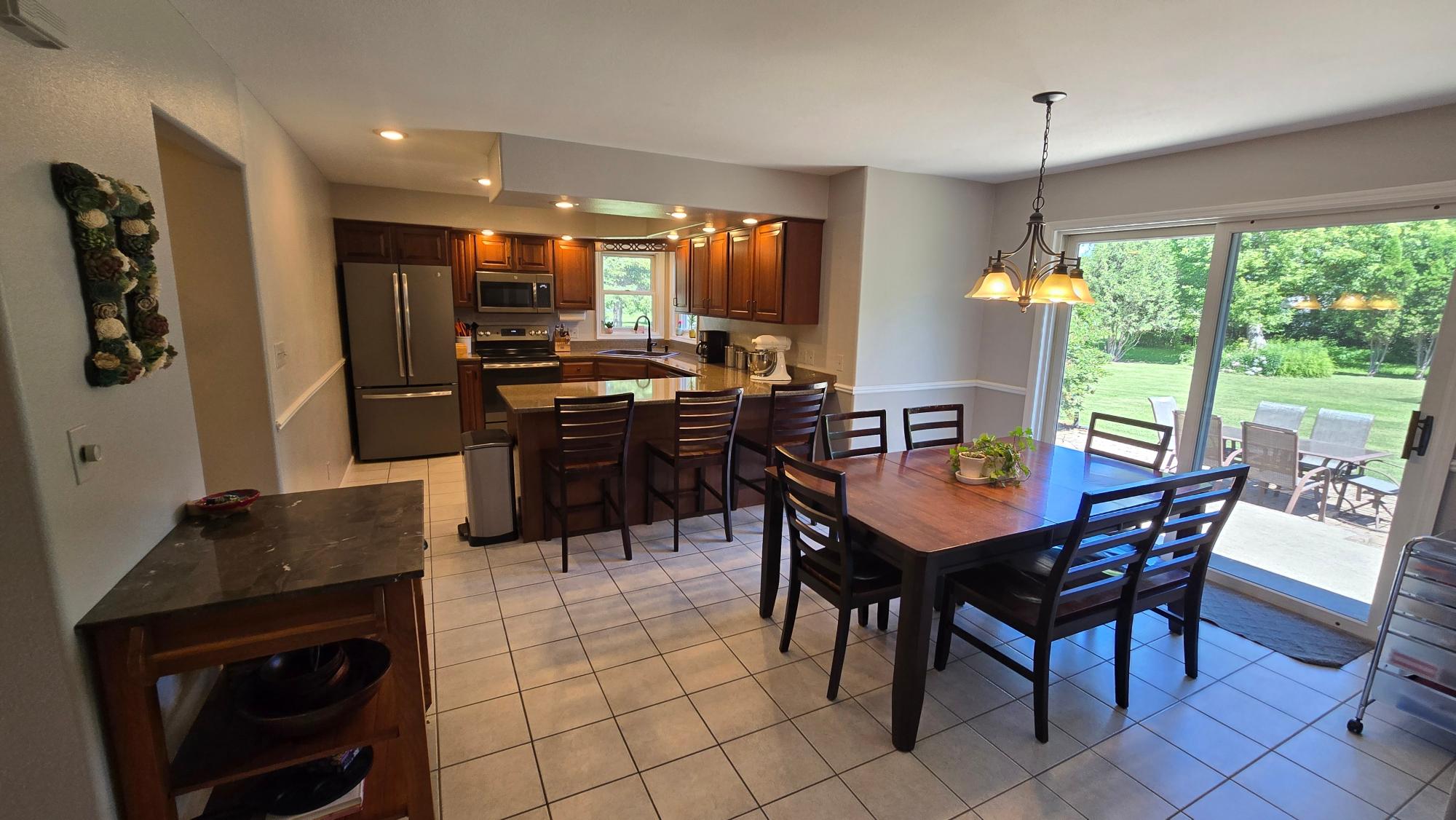 755 LAURISA LN
